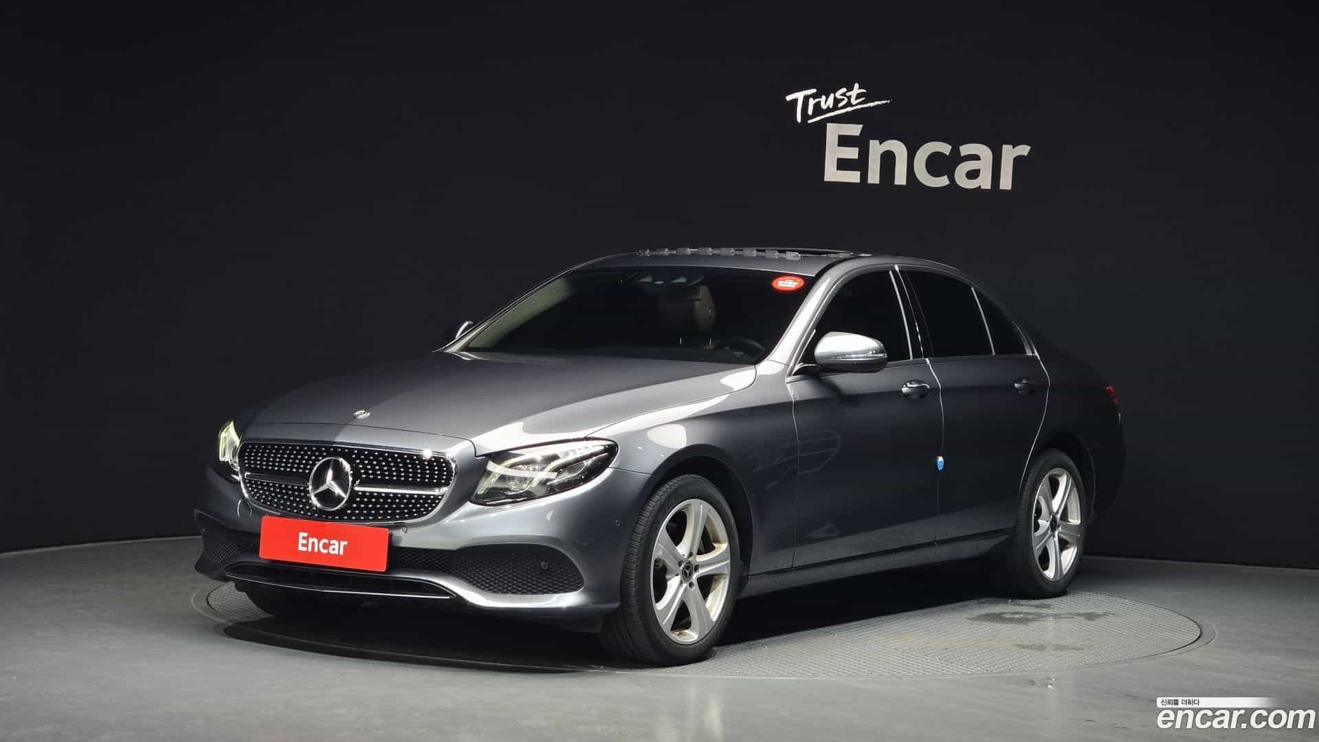 E-Class Mercedes-Benz 2018.5-OUTER-001