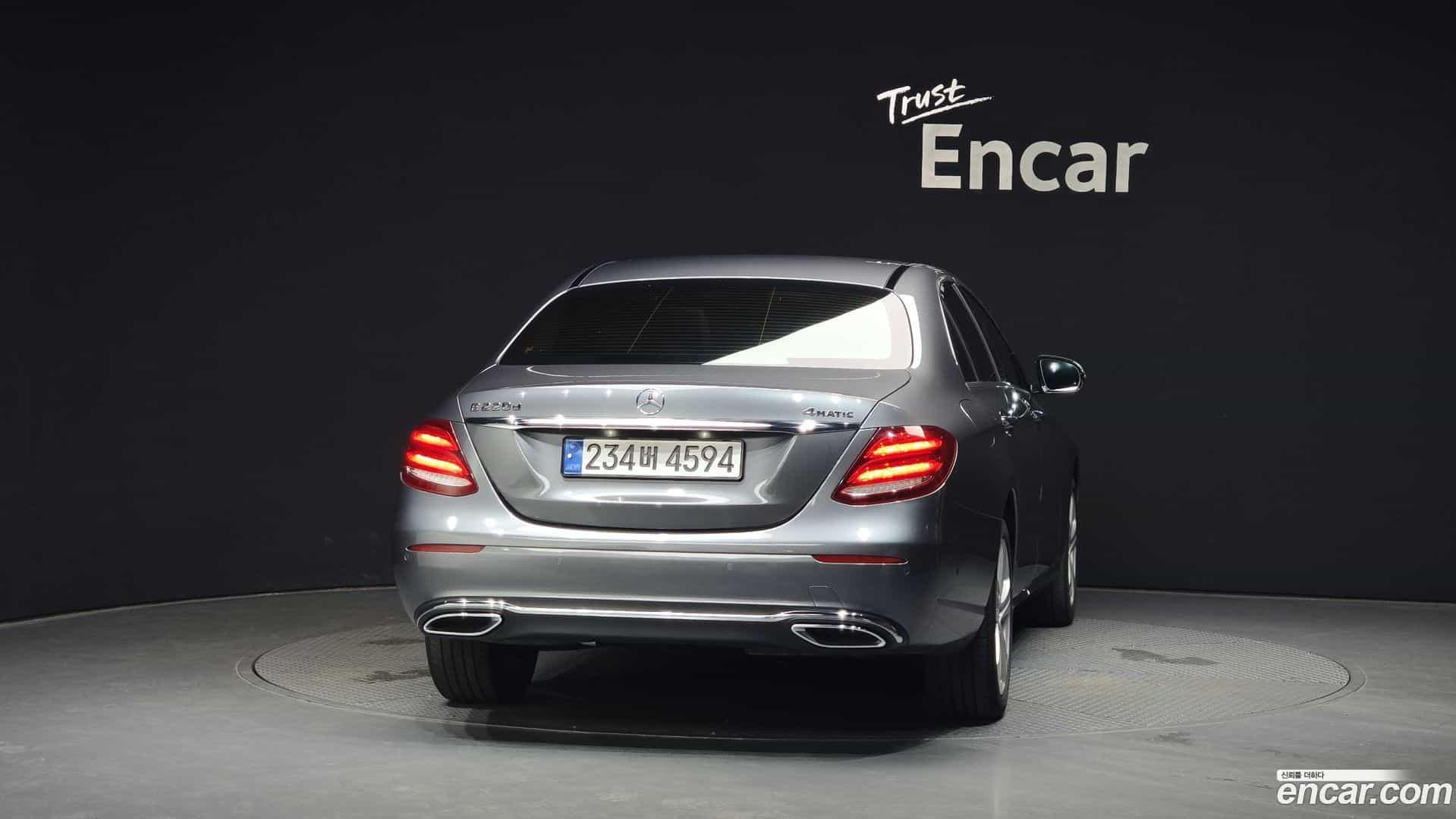 E-Class Mercedes-Benz 2018.5-OUTER-004