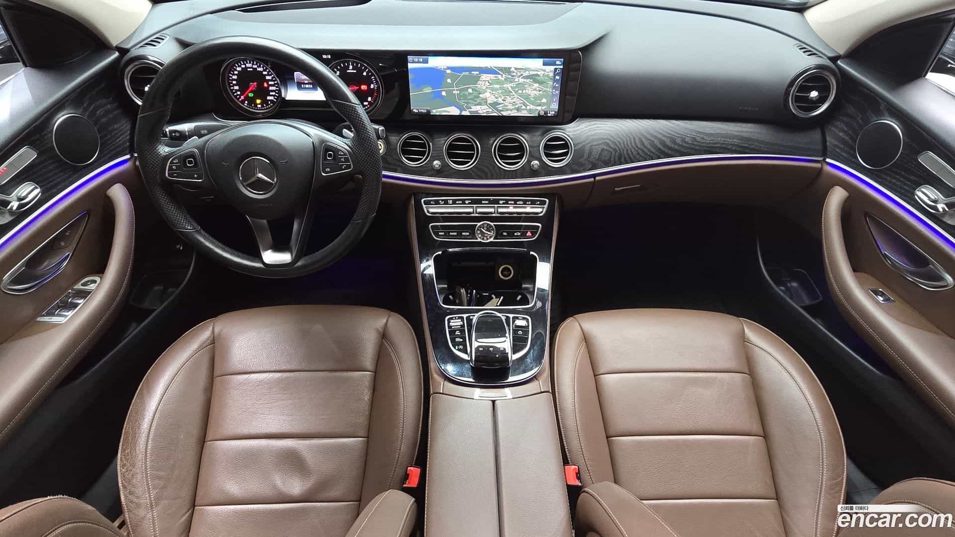E-Class Mercedes-Benz 2018.5-INNER-007