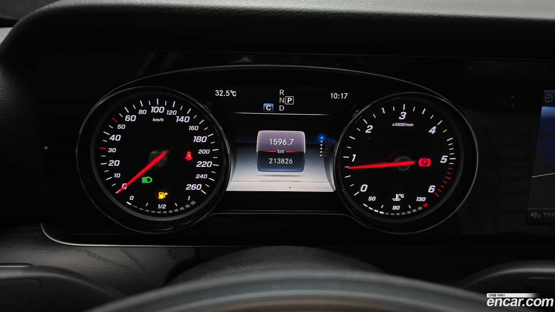 E-Class Mercedes-Benz 2018.5-INNER-008