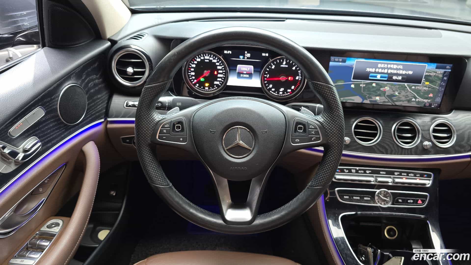 E-Class Mercedes-Benz 2018.5-OPTION-017