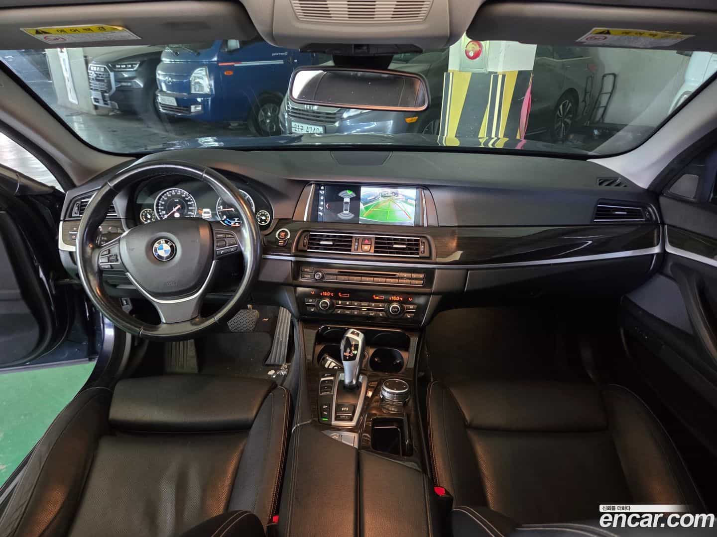 5-Series BMW 2015.5-INNER-008