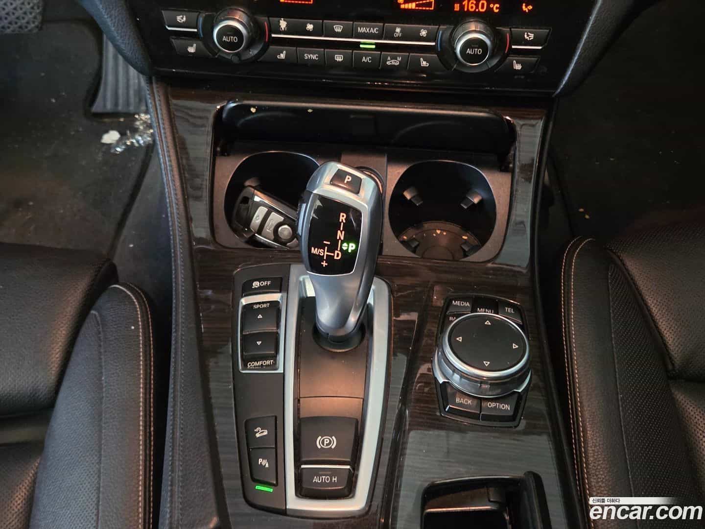 5-Series BMW 2015.5-OPTION-017