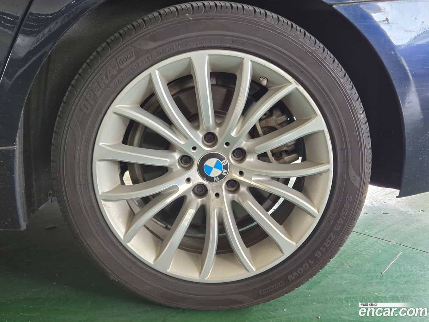 5-Series BMW 2015.5-OPTION-024