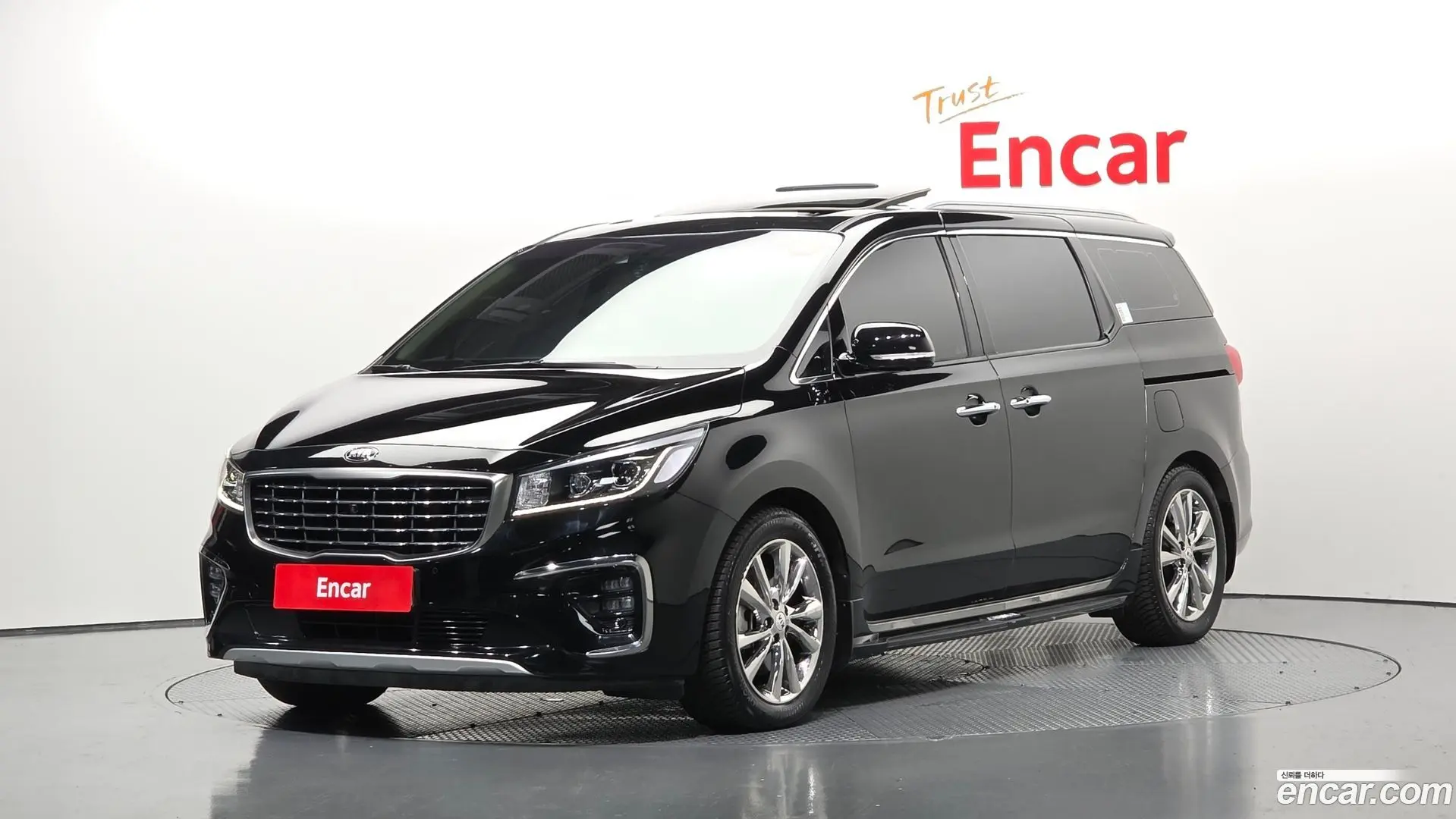 Main__Slider__Photo:Canival Kia 2019.0-0