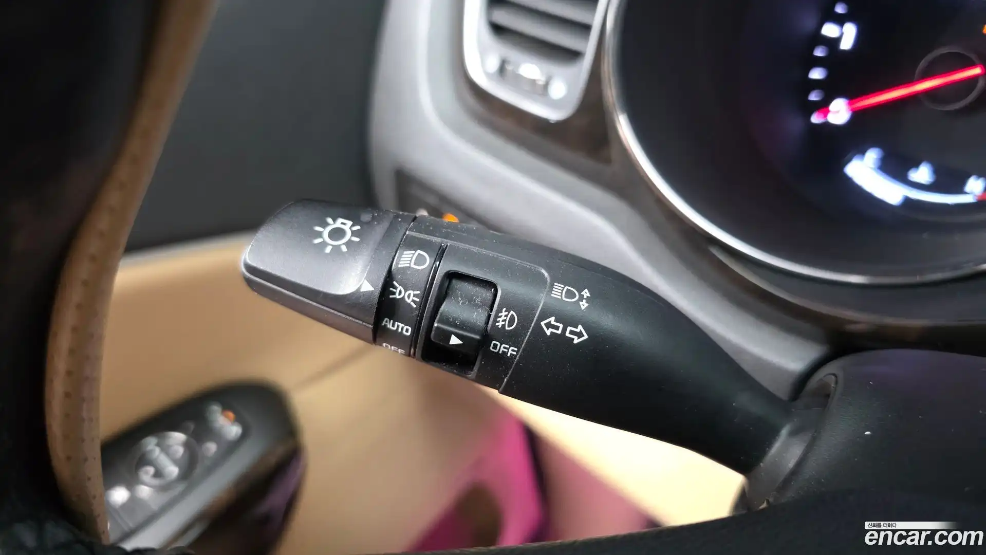 Canival Kia 2019.0-OPTION-024