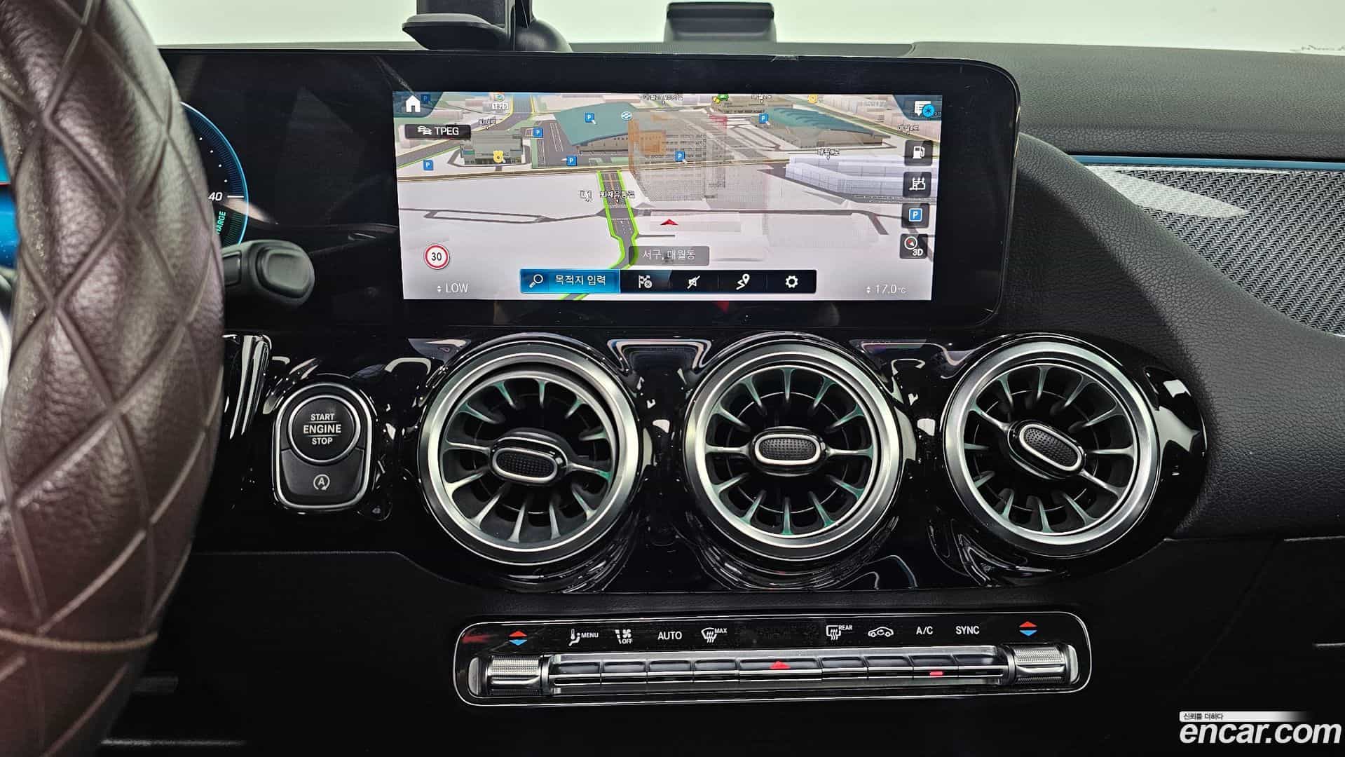 GLA-Class Mercedes-Benz 2022.11-OPTION-016