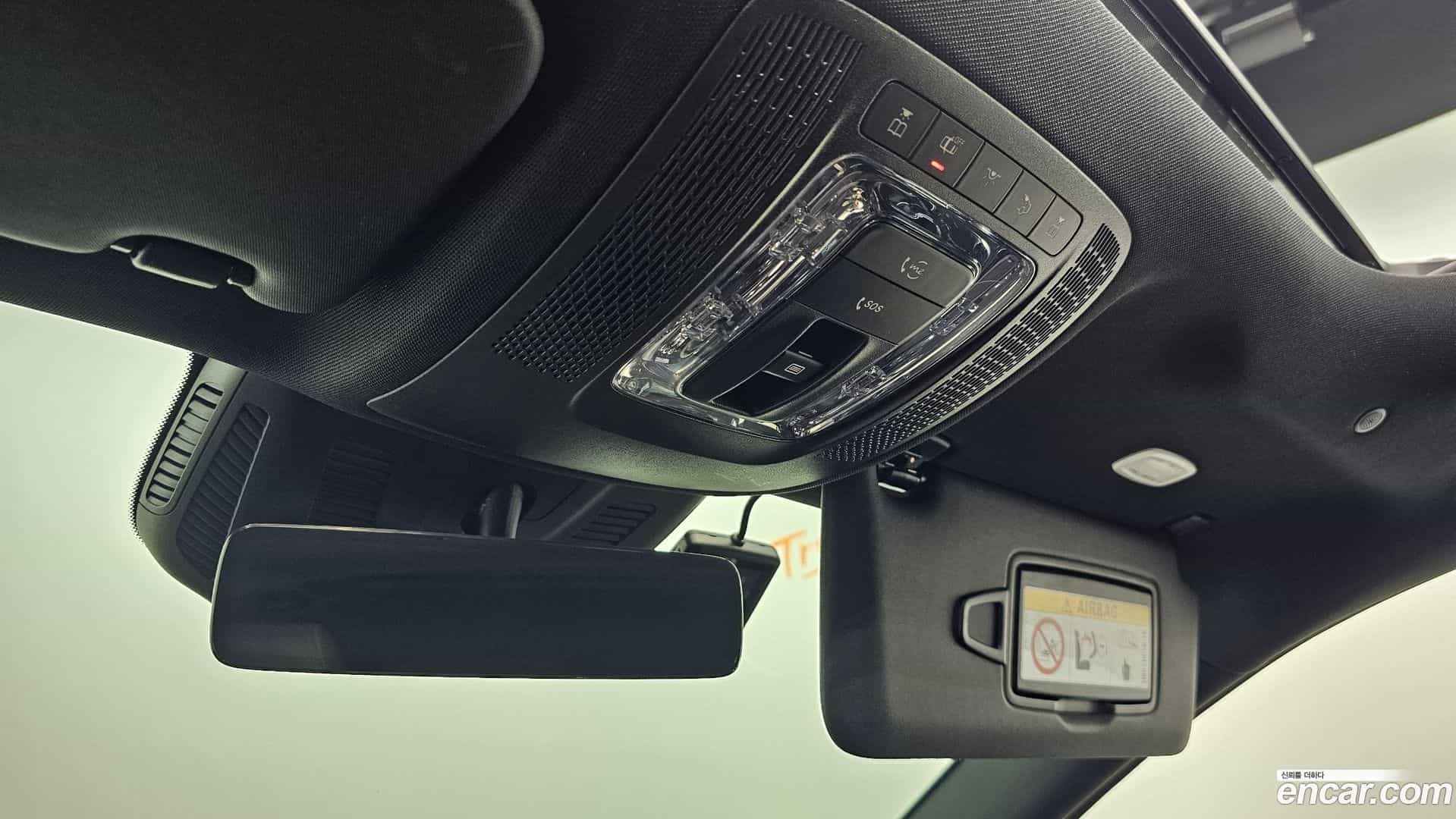 GLA-Class Mercedes-Benz 2022.11-OPTION-023