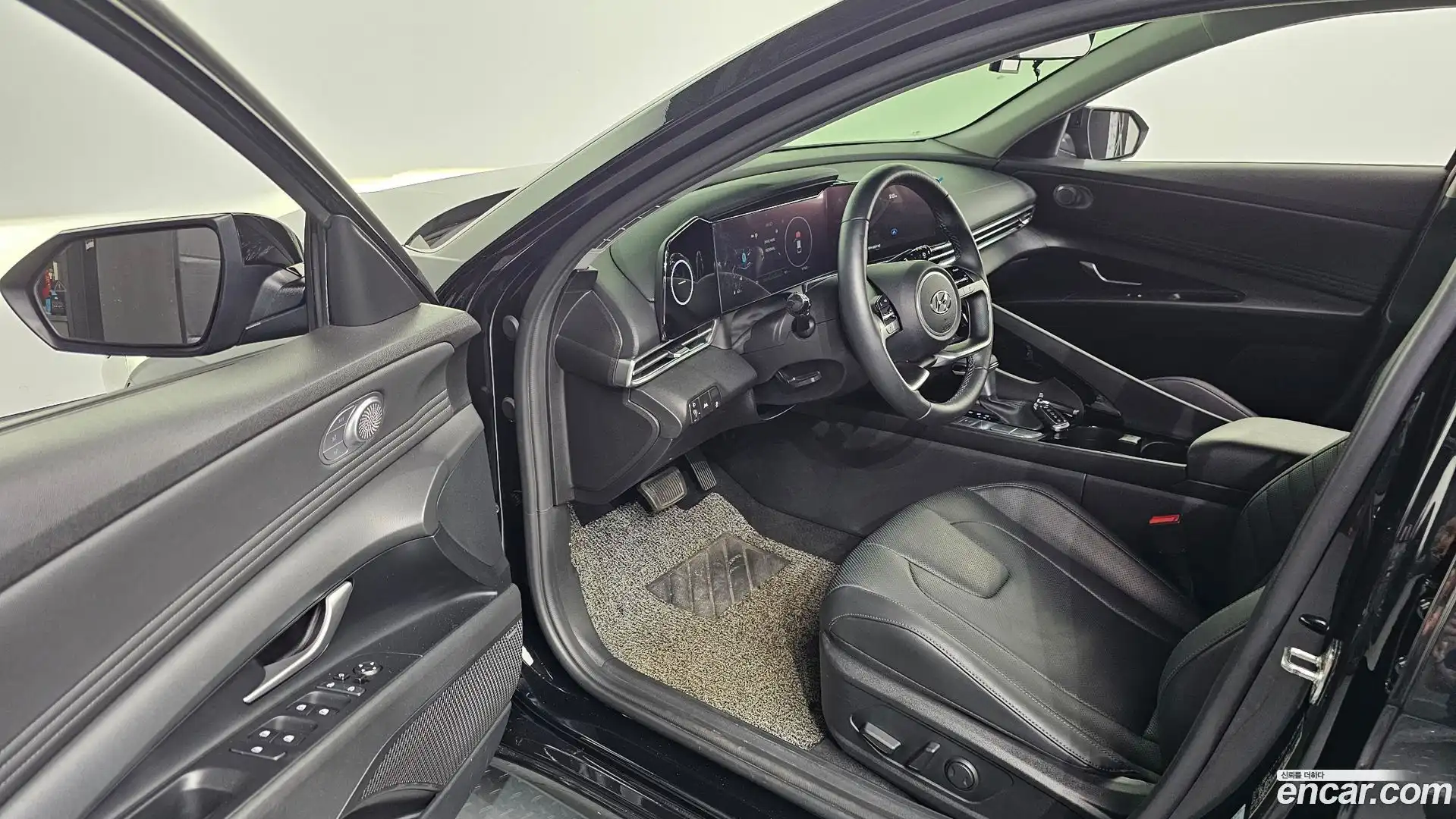 AVANTE Hyundai 2020.9-INNER-010