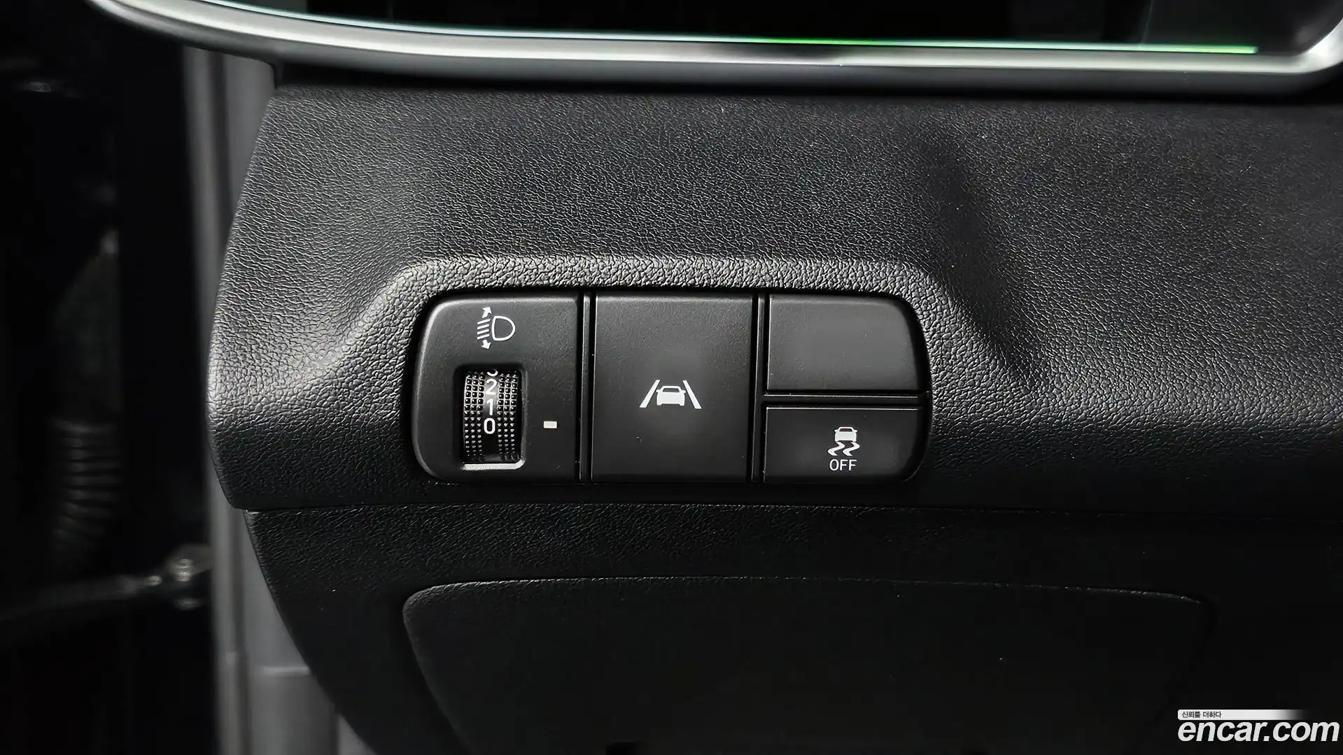 AVANTE Hyundai 2020.9-OPTION-017