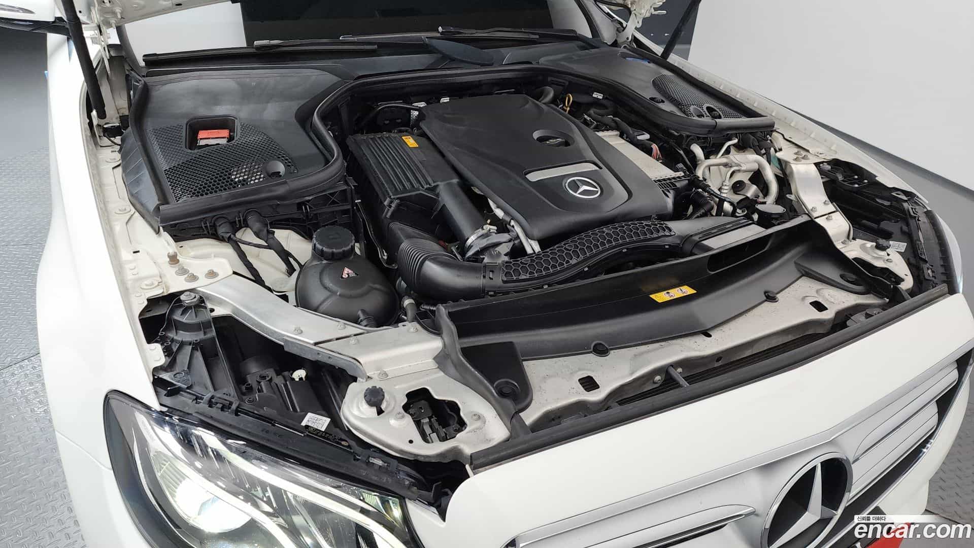 E-Class Mercedes-Benz 2019.2-OUTER-006
