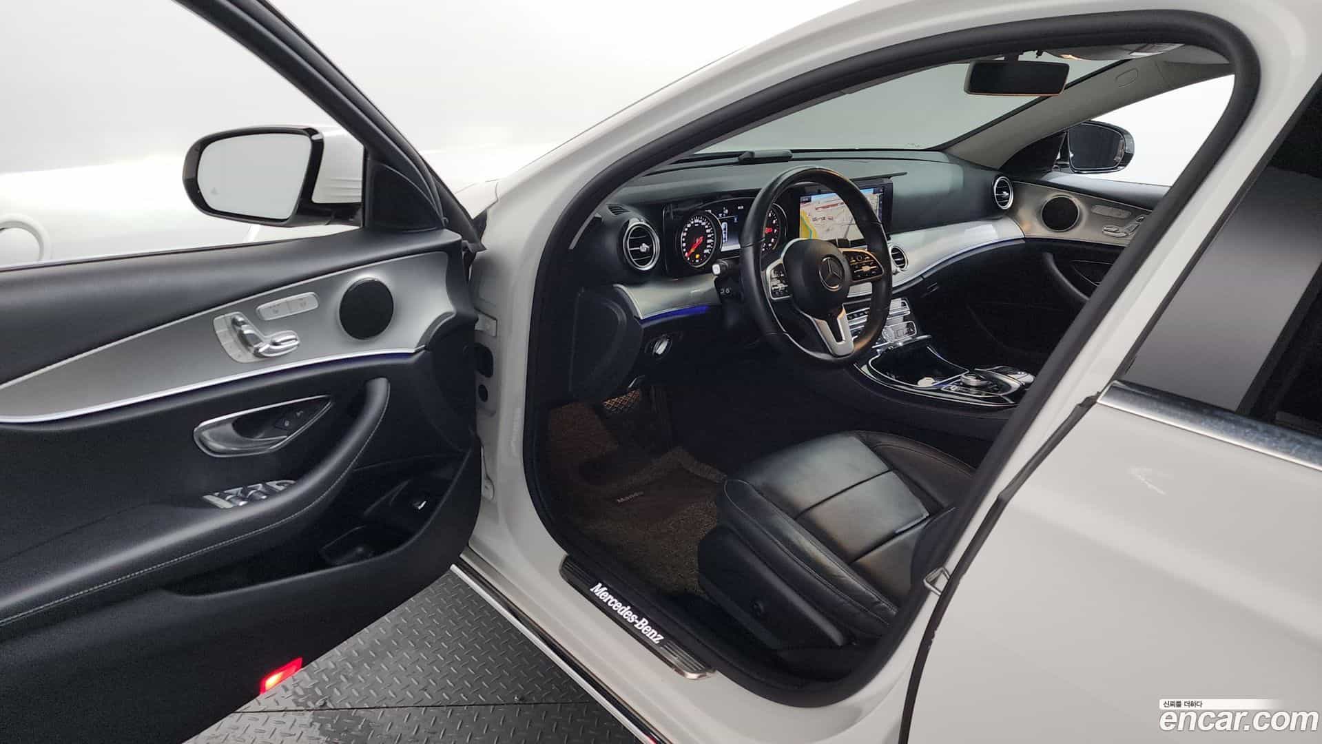 E-Class Mercedes-Benz 2019.2-INNER-010