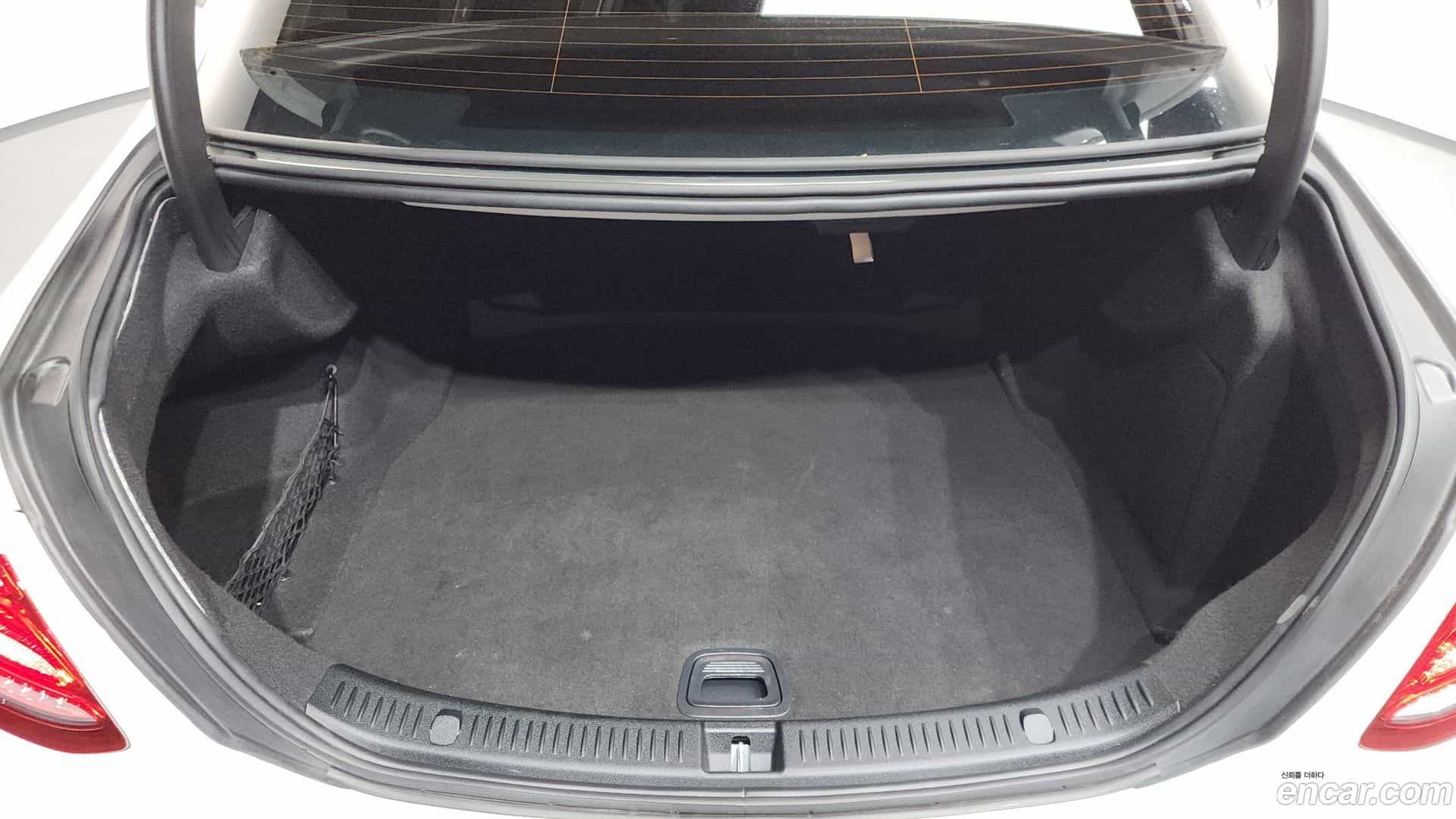 E-Class Mercedes-Benz 2019.2-OPTION-022