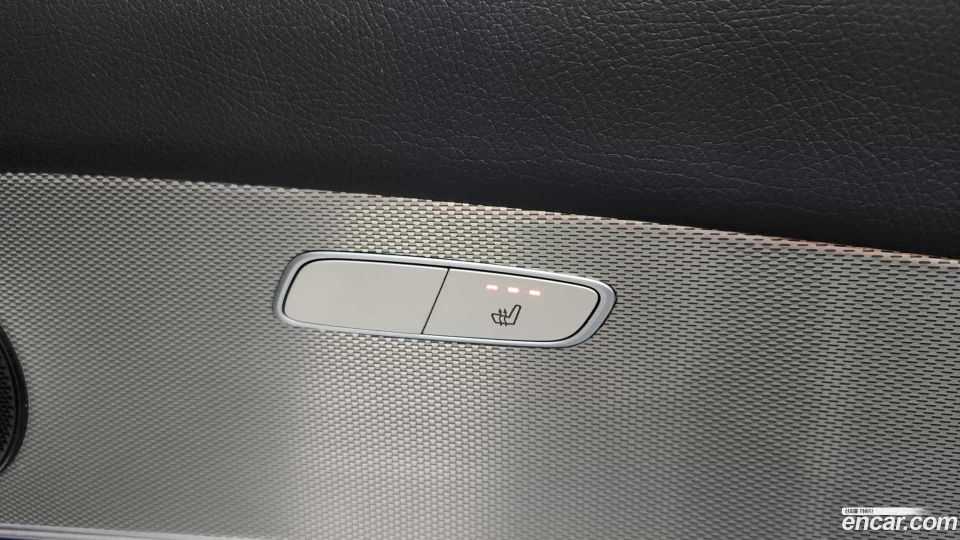 E-Class Mercedes-Benz 2019.2-OPTION-043