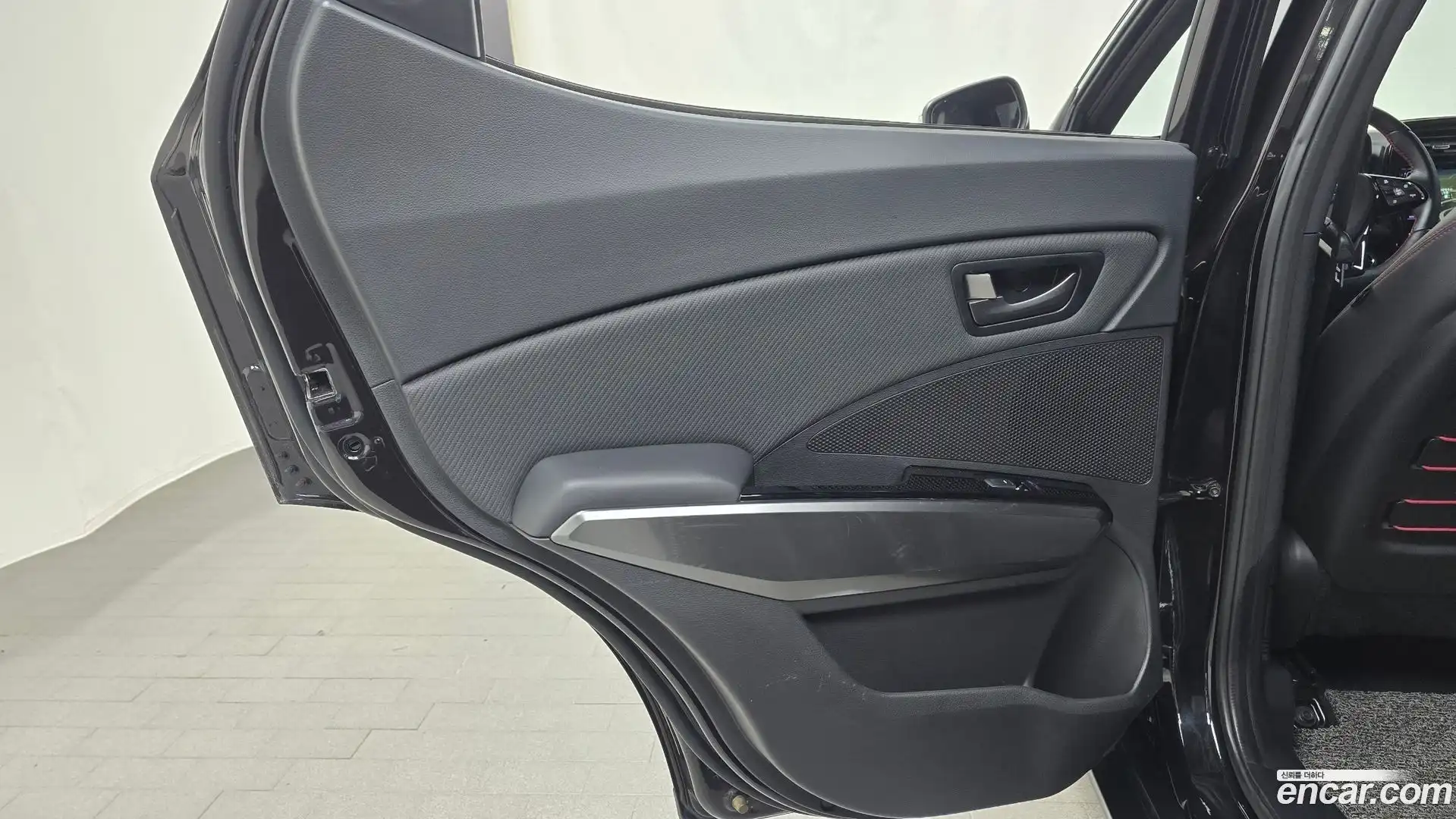 TIBOLI KG Mobility 2021.5-INNER-035