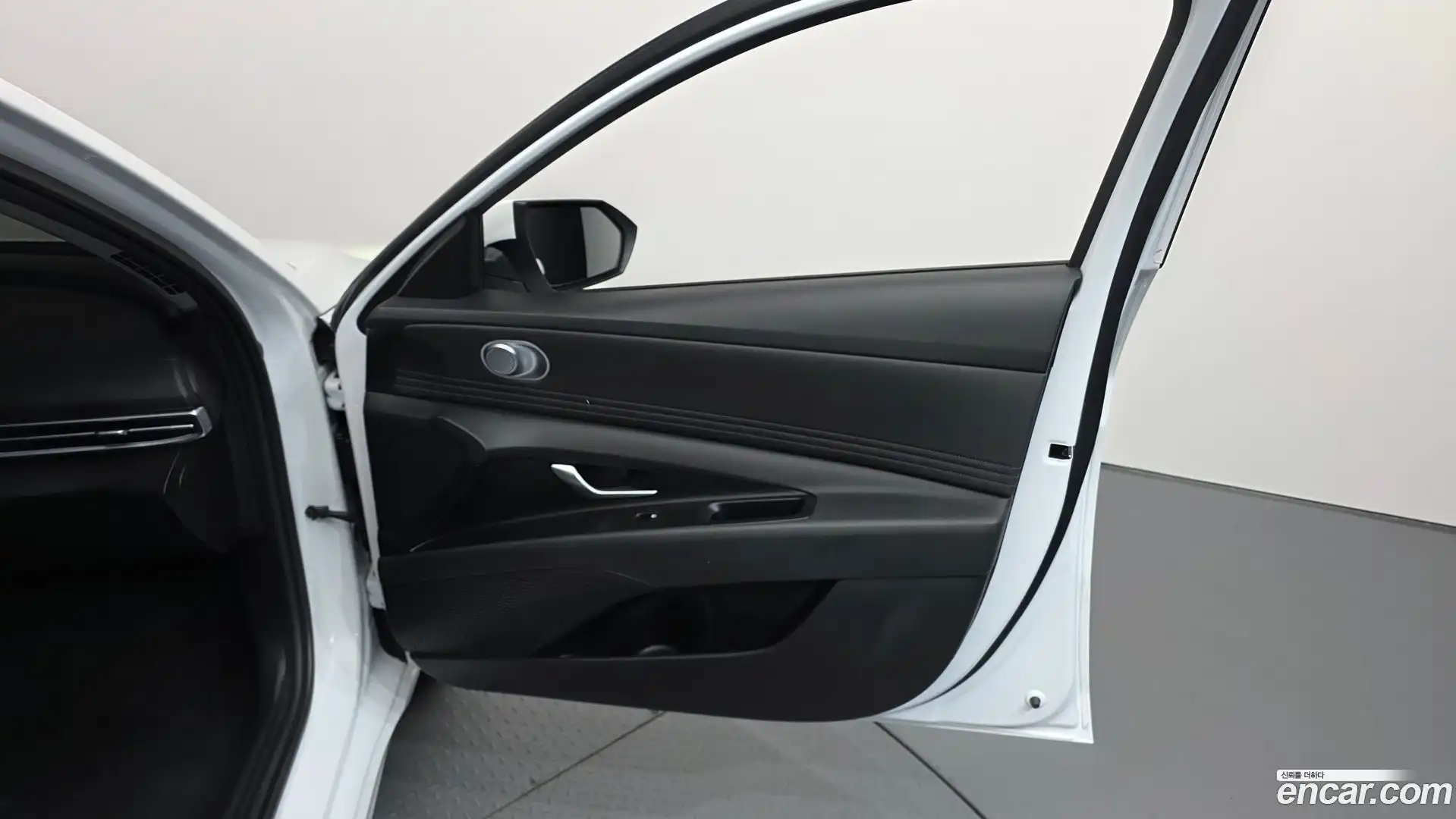 AVANTE Hyundai 2024.4-INNER-034