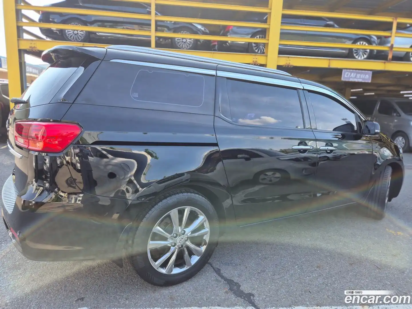 Canival Kia 2019.0-OUTER-005