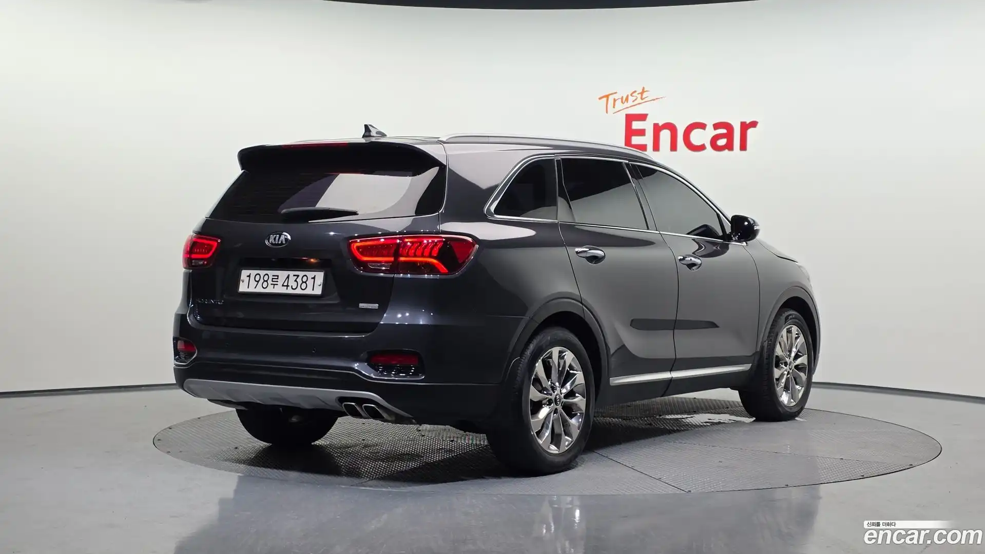 Sorento Kia 2018.11-OUTER-002