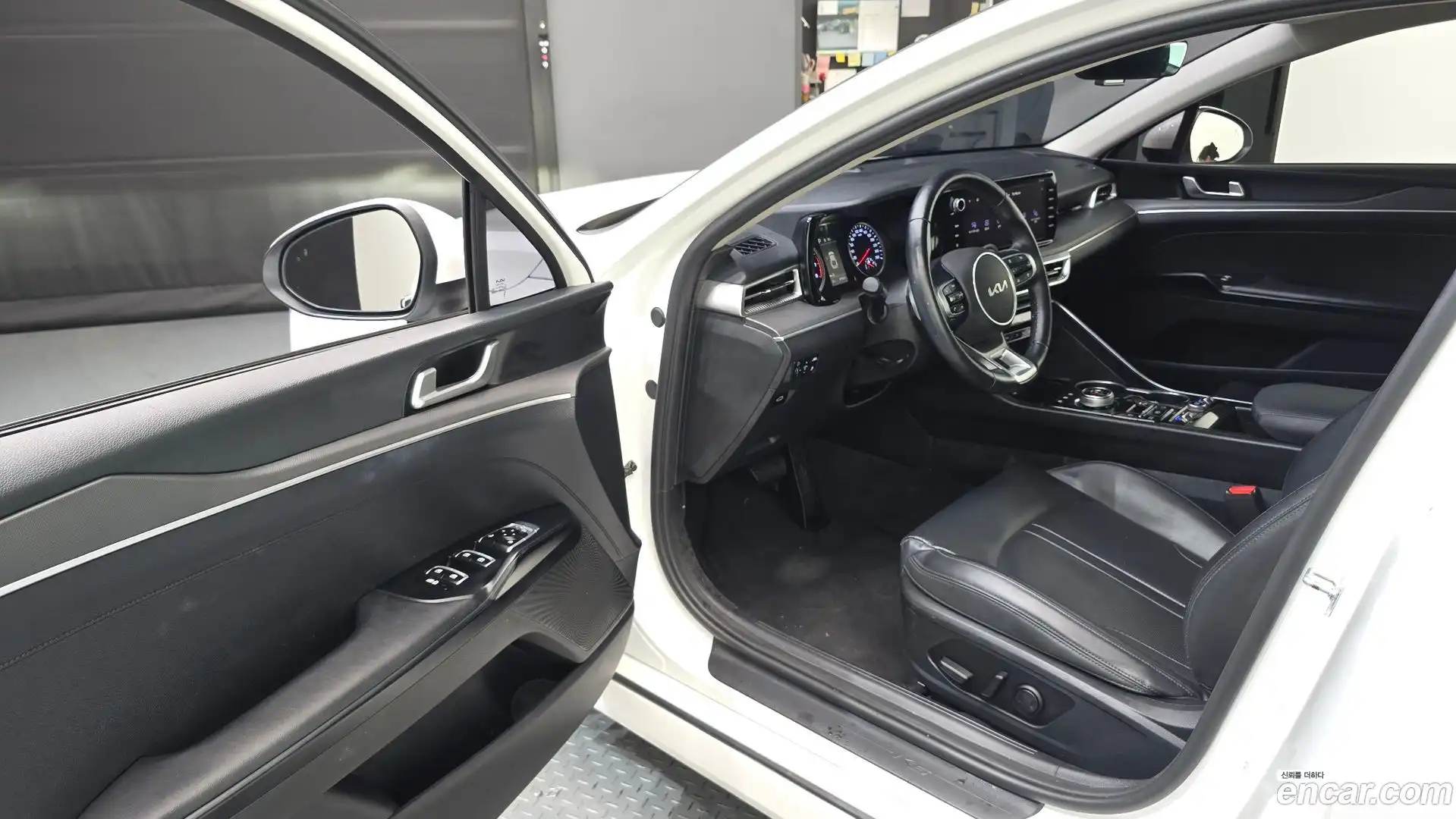 K5 Kia 2022.0-INNER-010