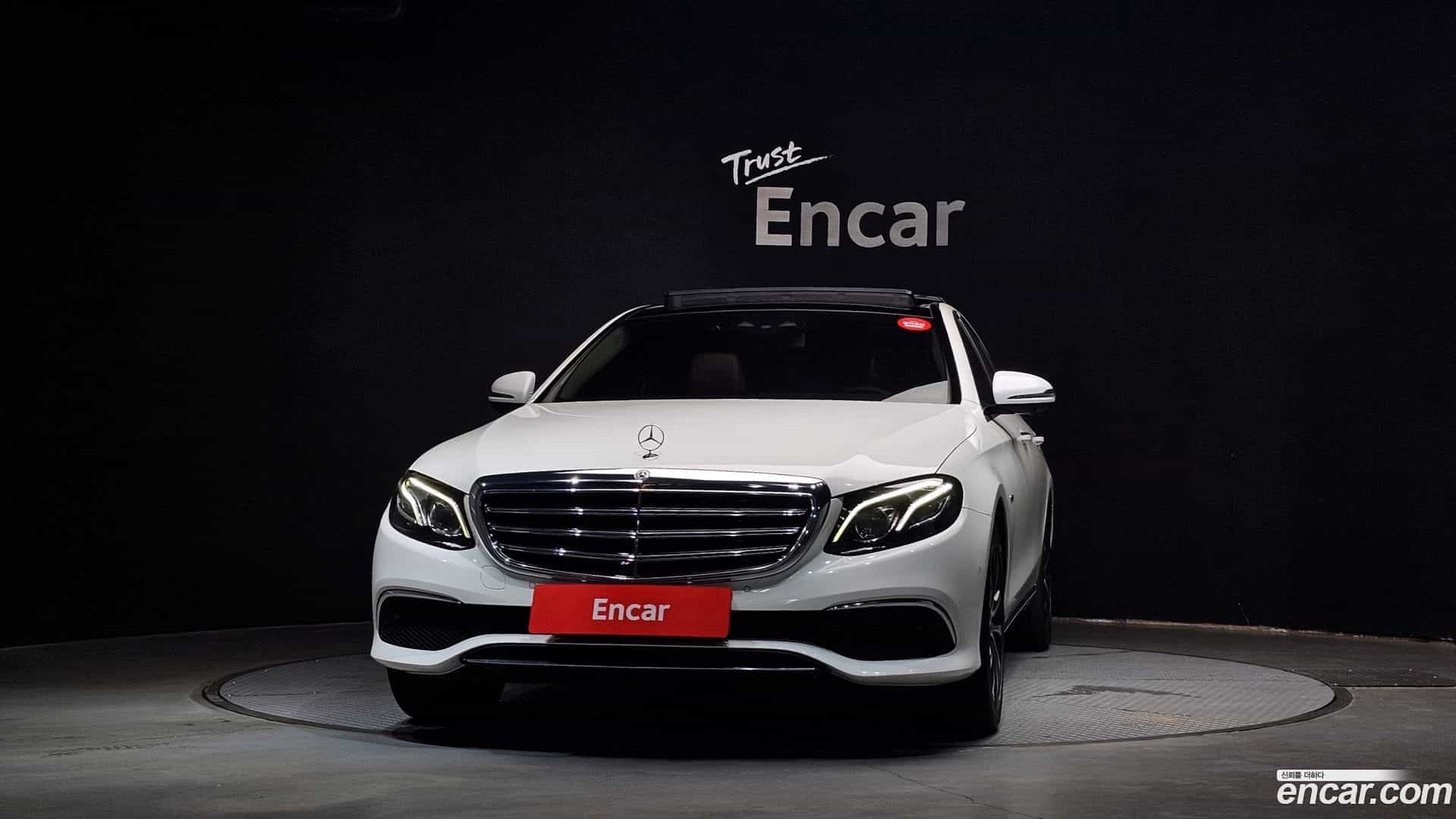 E-Class Mercedes-Benz 2019.11-OUTER-003
