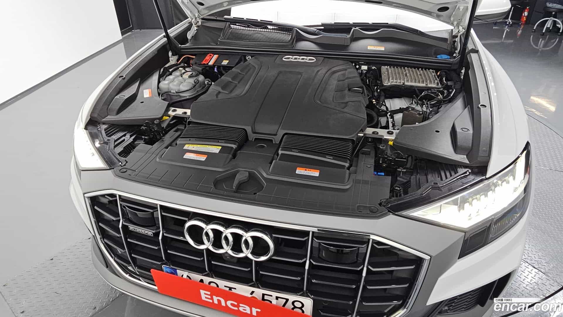 Q8 Audi 2021.5-OUTER-006