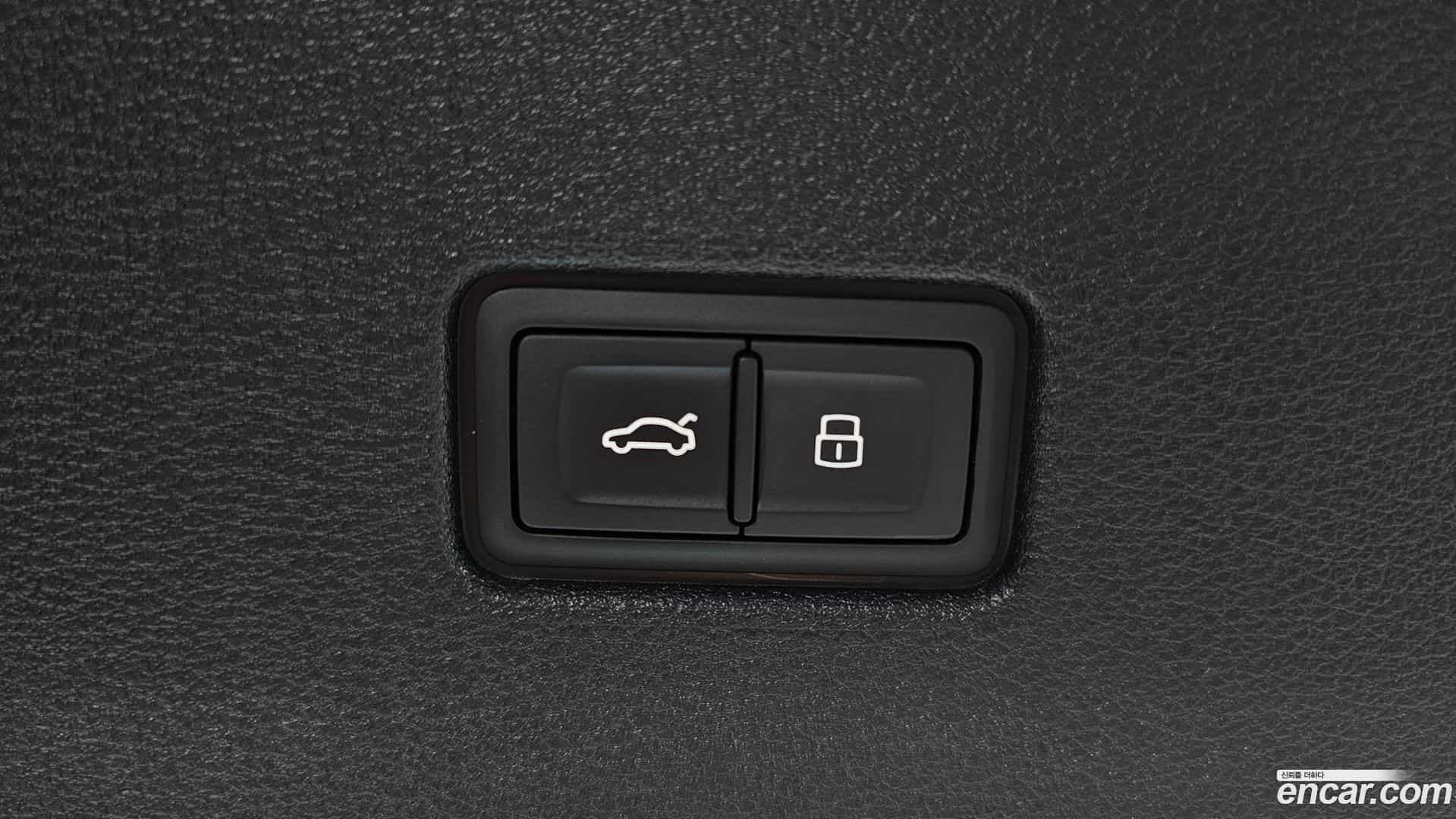 Q8 Audi 2021.5-OPTION-024