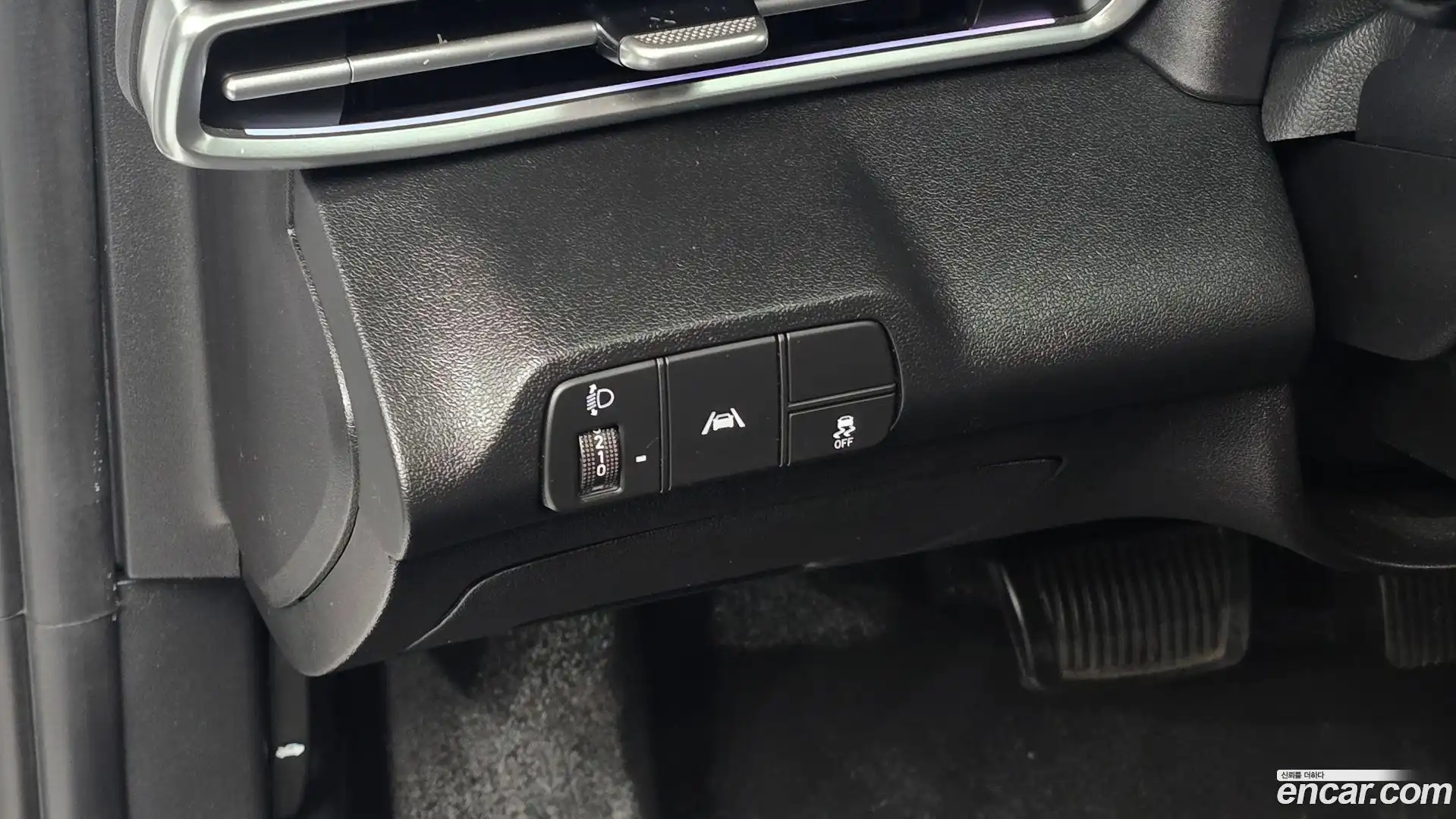 AVANTE Hyundai 2022.7-OPTION-017