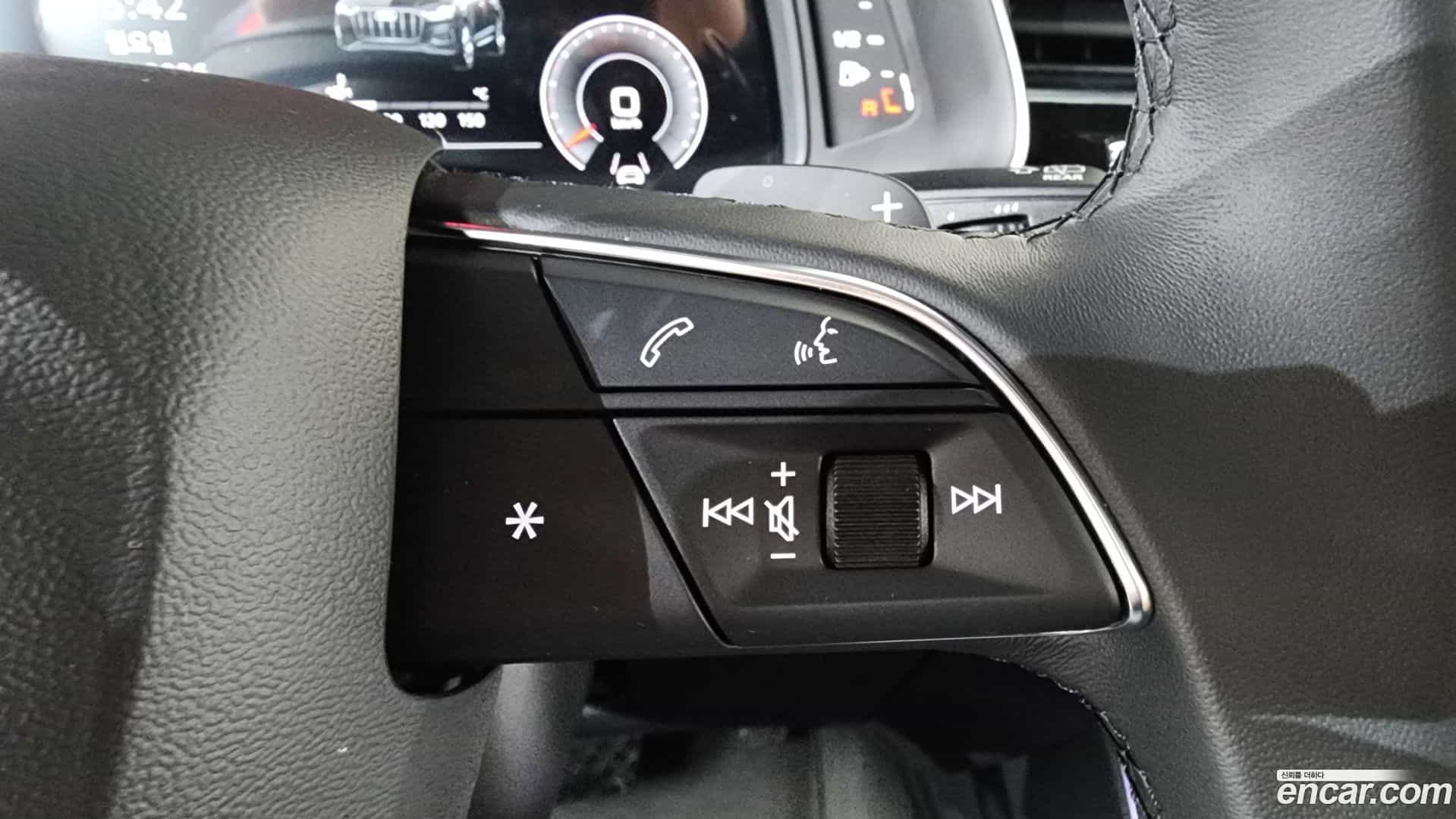 Q7 Audi 2023.11-OPTION-020