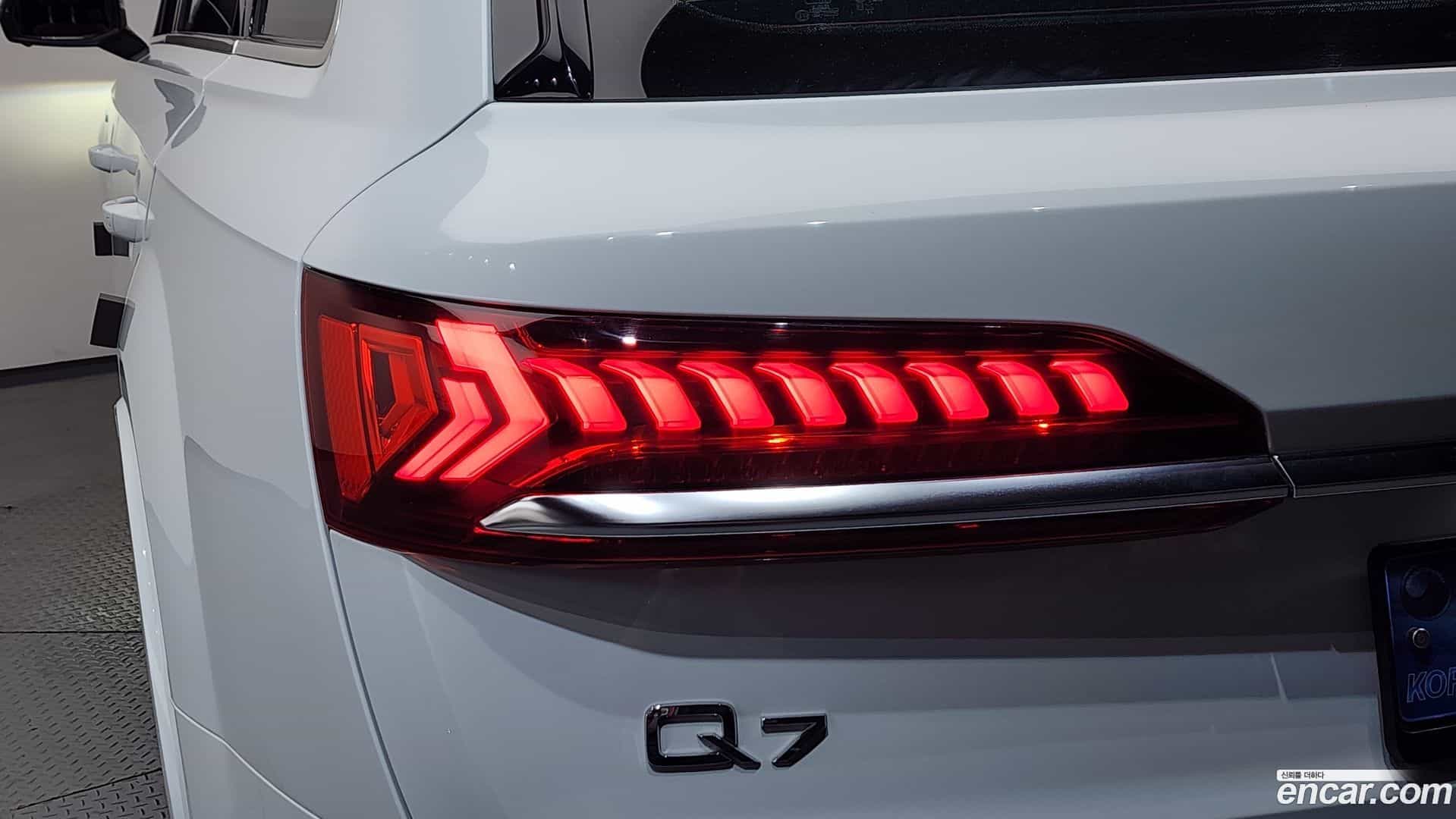 Q7 Audi 2023.11-OUTER-033