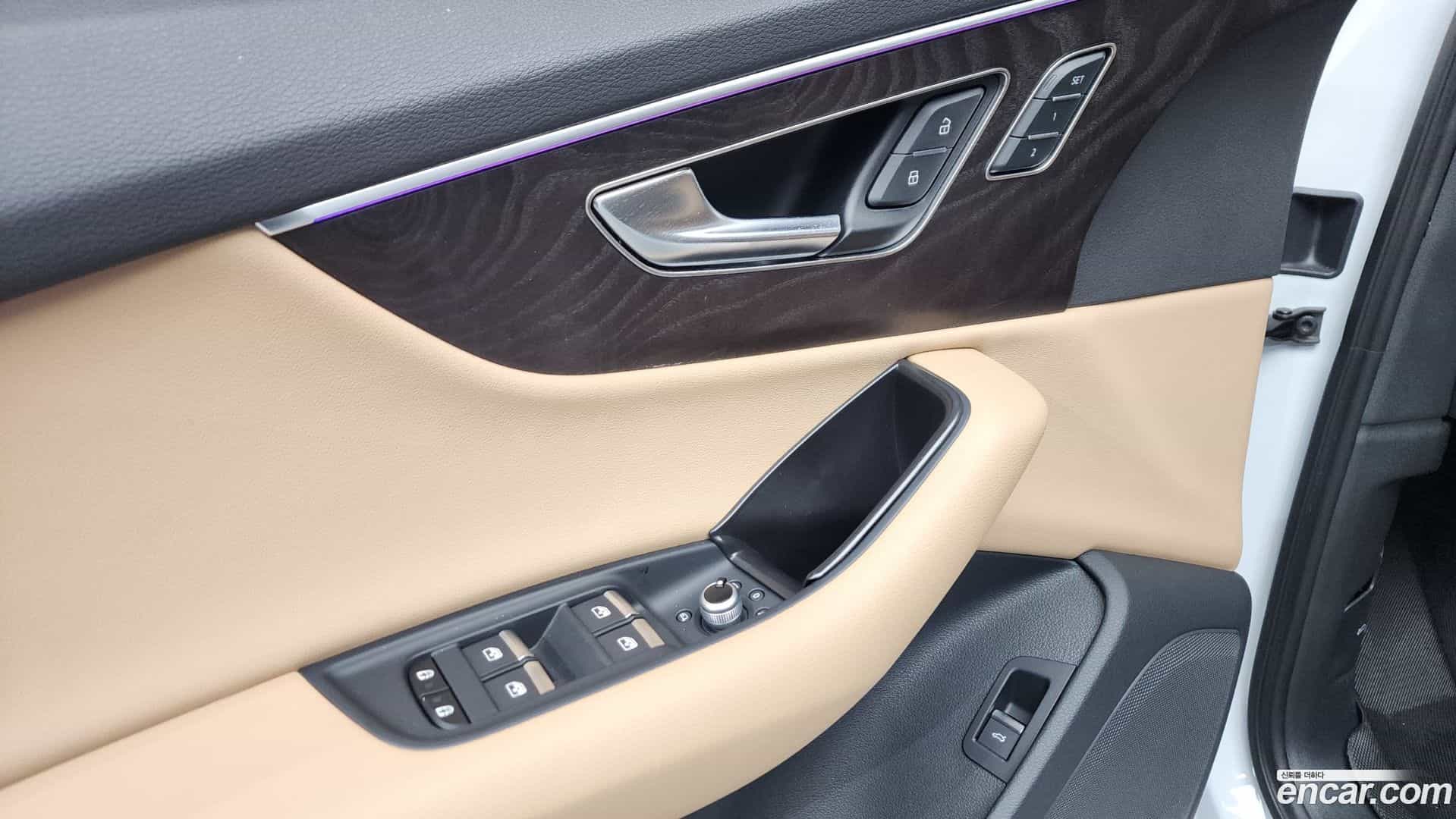Q7 Audi 2023.11-OPTION-041