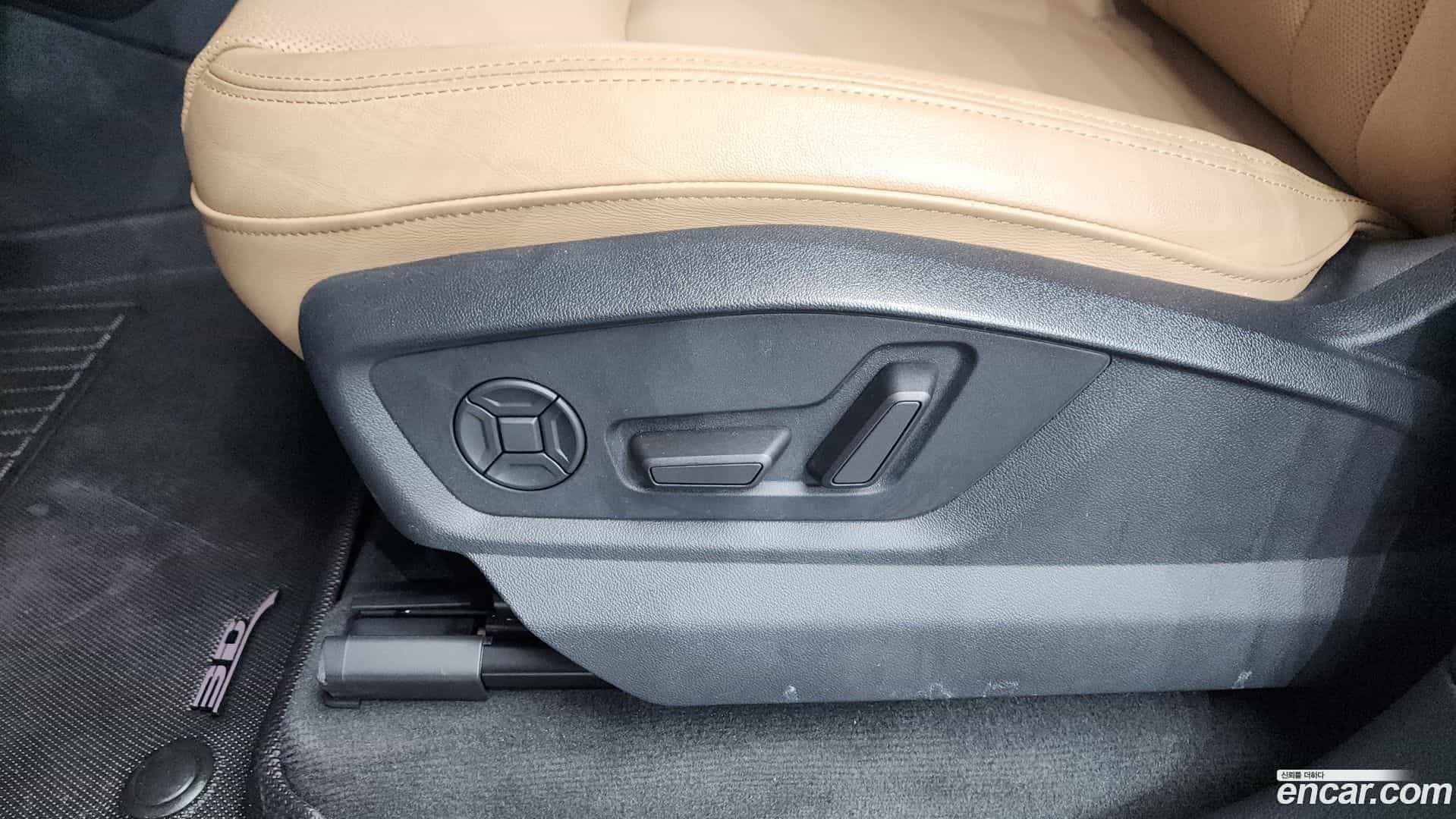 Q7 Audi 2023.11-OPTION-044