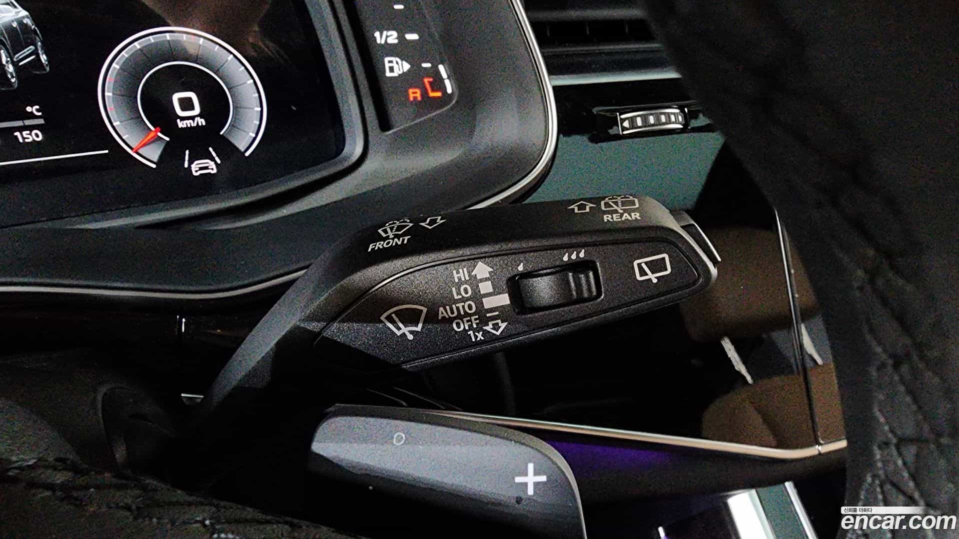 Q7 Audi 2023.11-OPTION-049