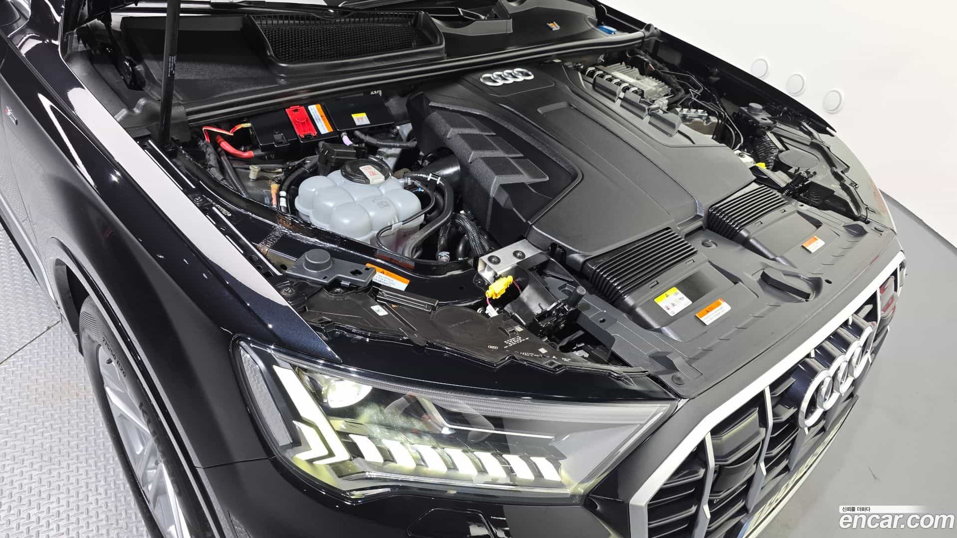 Q7 Audi 2021.10-OUTER-006