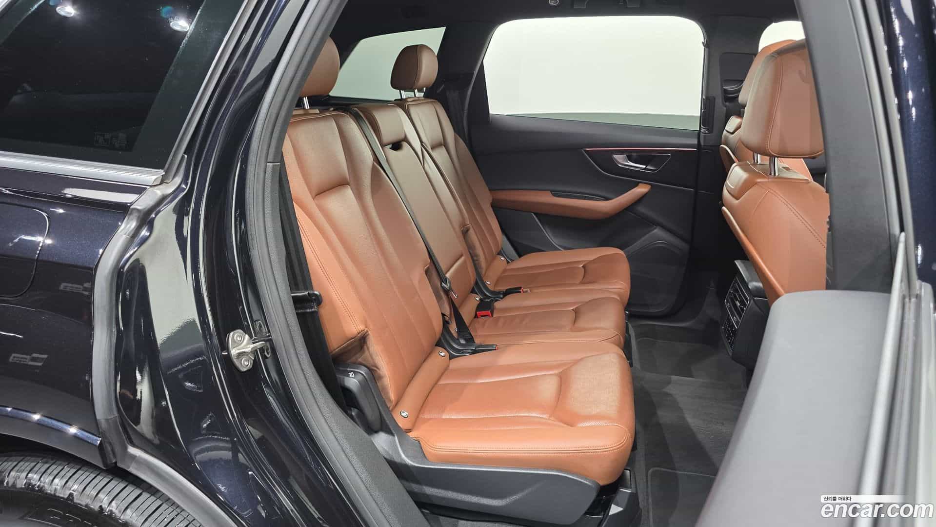Q7 Audi 2021.10-OPTION-023