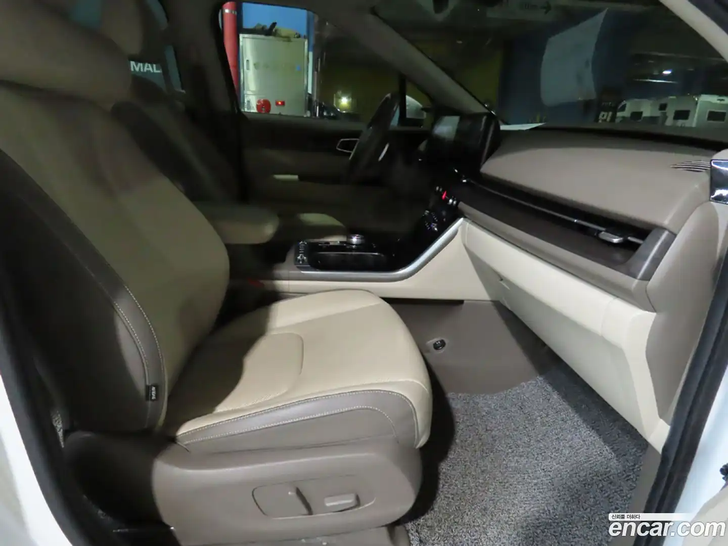 Canival Kia 2022.6-OPTION-015