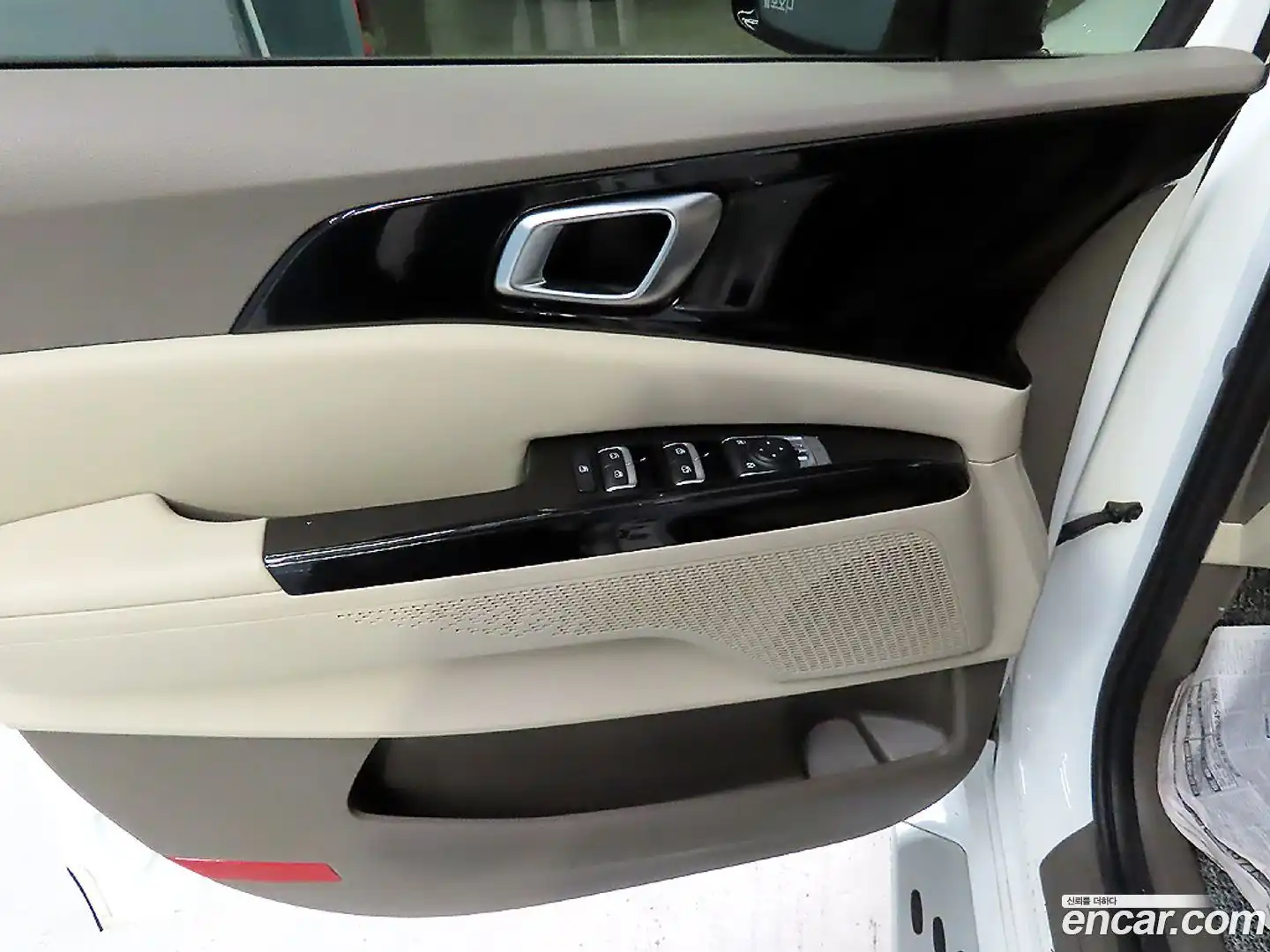 Canival Kia 2022.6-OPTION-017