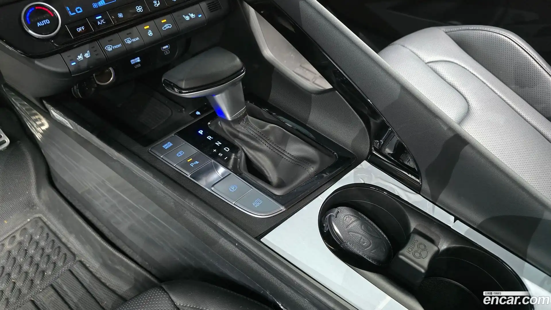 AVANTE Hyundai 2024.5-INNER-009