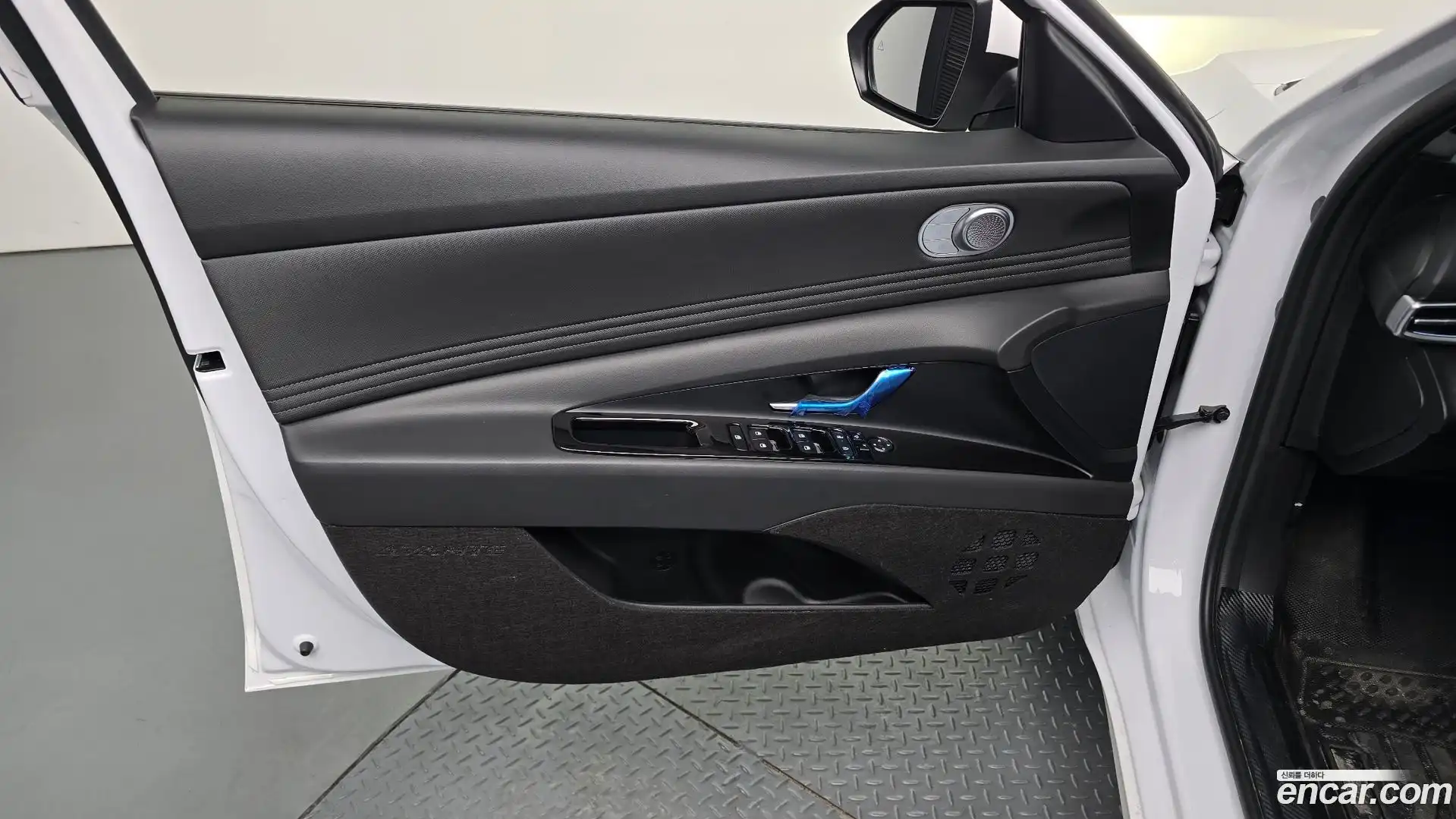 AVANTE Hyundai 2024.5-INNER-034