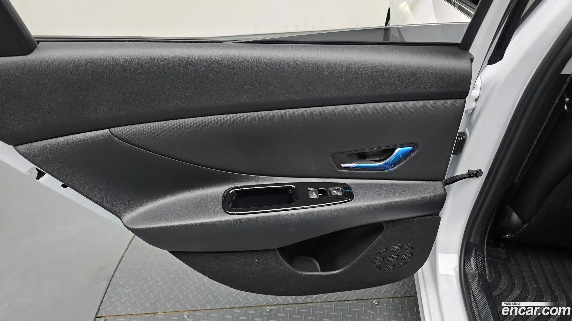 AVANTE Hyundai 2024.5-INNER-035