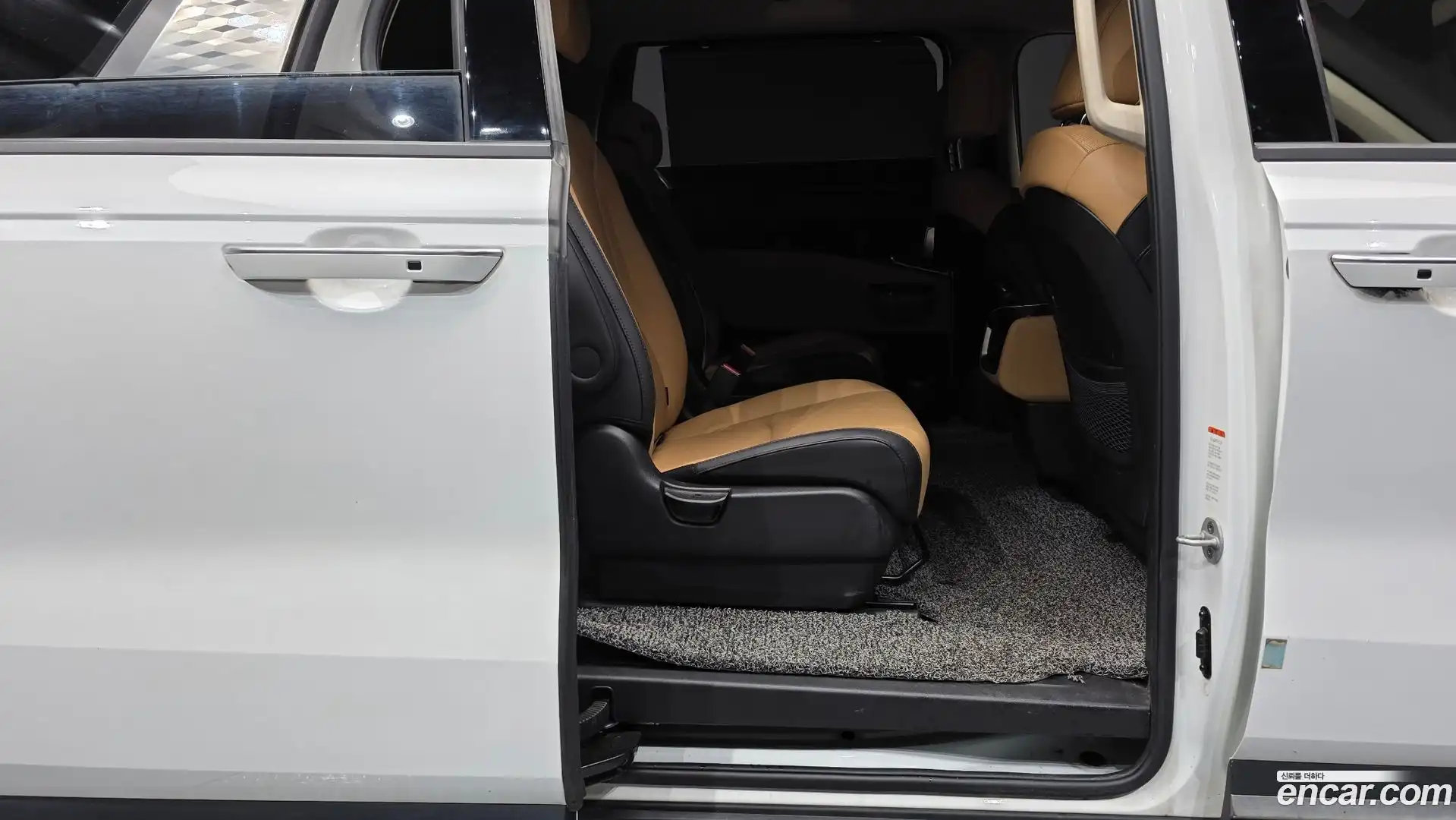 Canival Kia 2022.5-OPTION-016