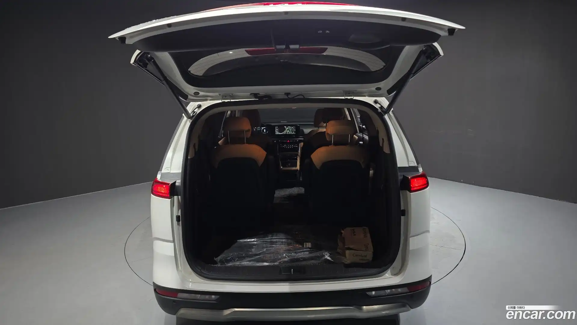 Canival Kia 2022.5-OPTION-024
