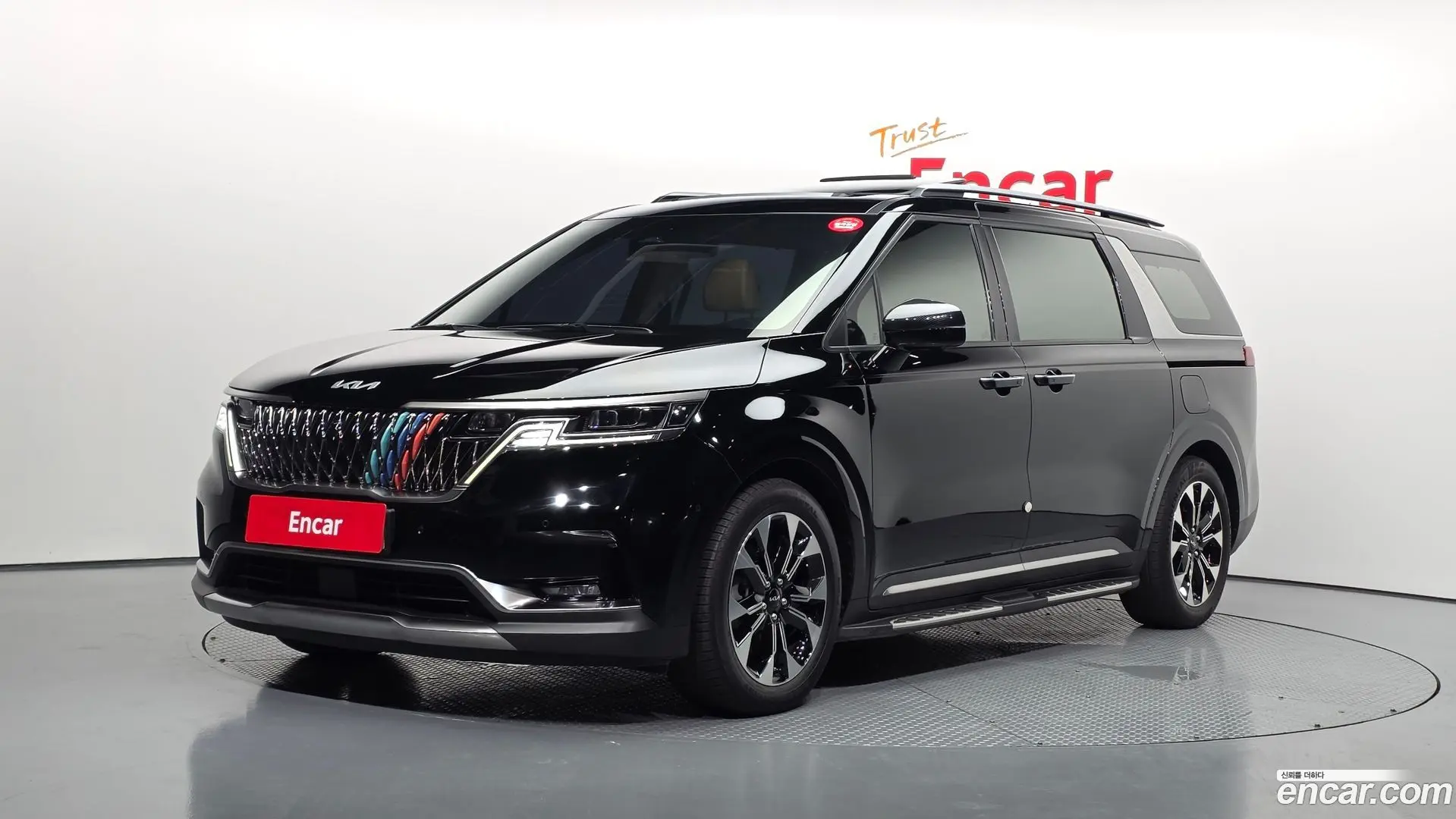 Main__Slider__Photo:Canival Kia 2022.3-0