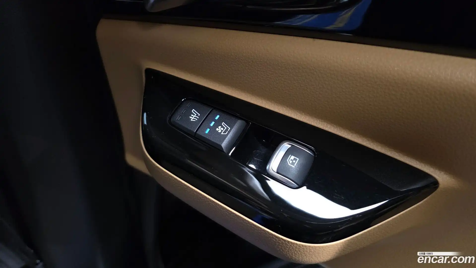 Canival Kia 2022.3-OPTION-023