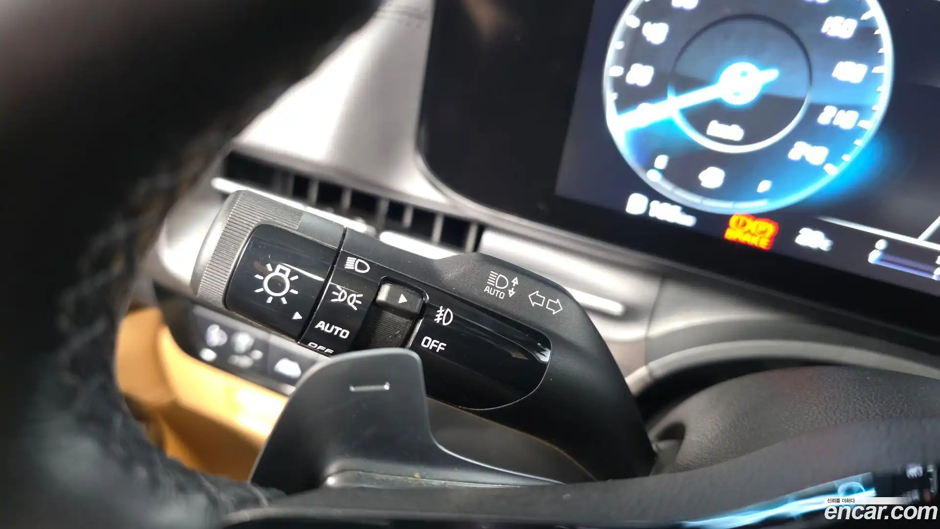 Canival Kia 2022.3-OPTION-049