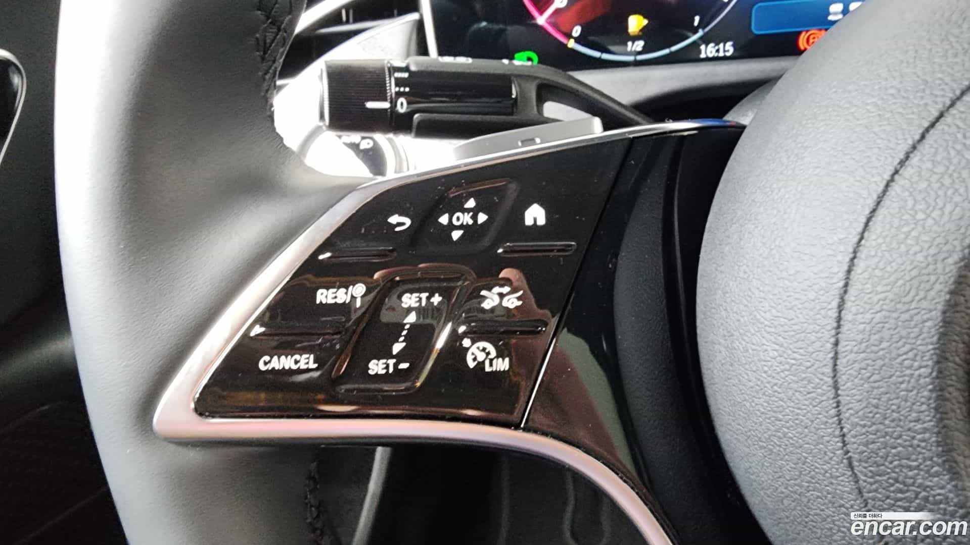 E-Class Mercedes-Benz 2025.10-OPTION-021