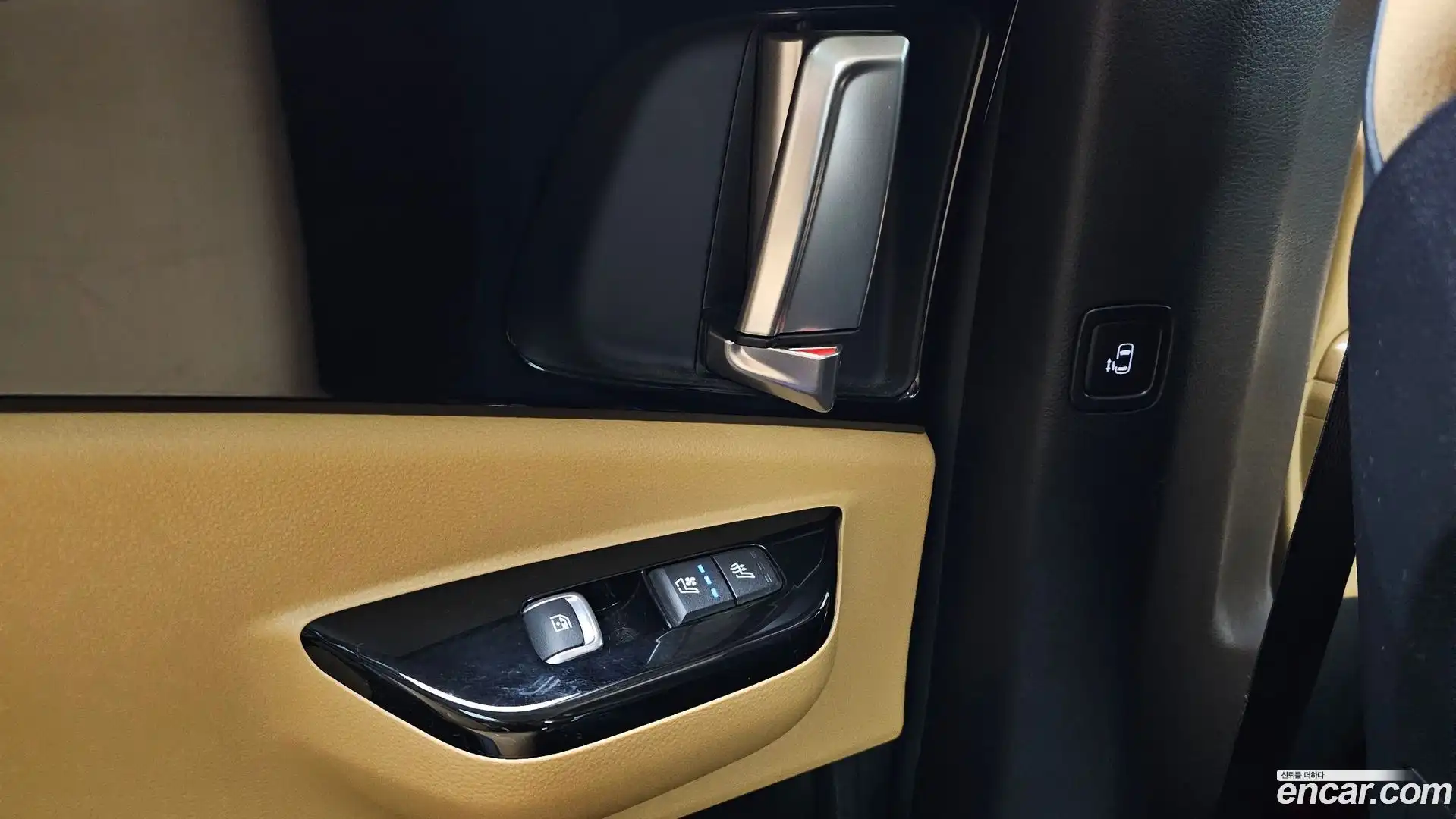 Canival Kia 2022.9-OPTION-022