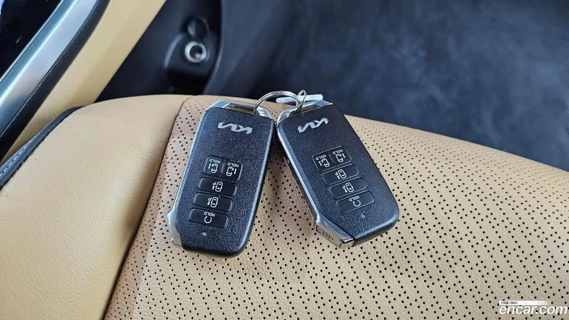 Canival Kia 2022.9-OPTION-043