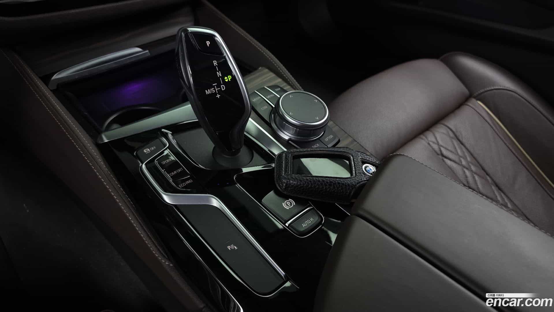 5-Series BMW 2019.6-INNER-009