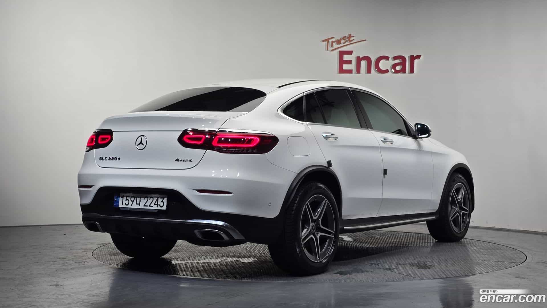 GLC-Class Mercedes-Benz 2020.9-OUTER-002