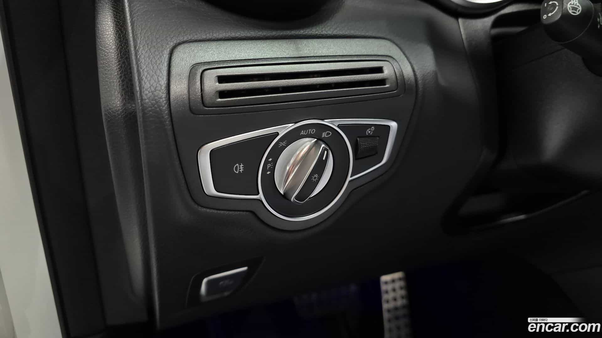 GLC-Class Mercedes-Benz 2020.9-OPTION-041